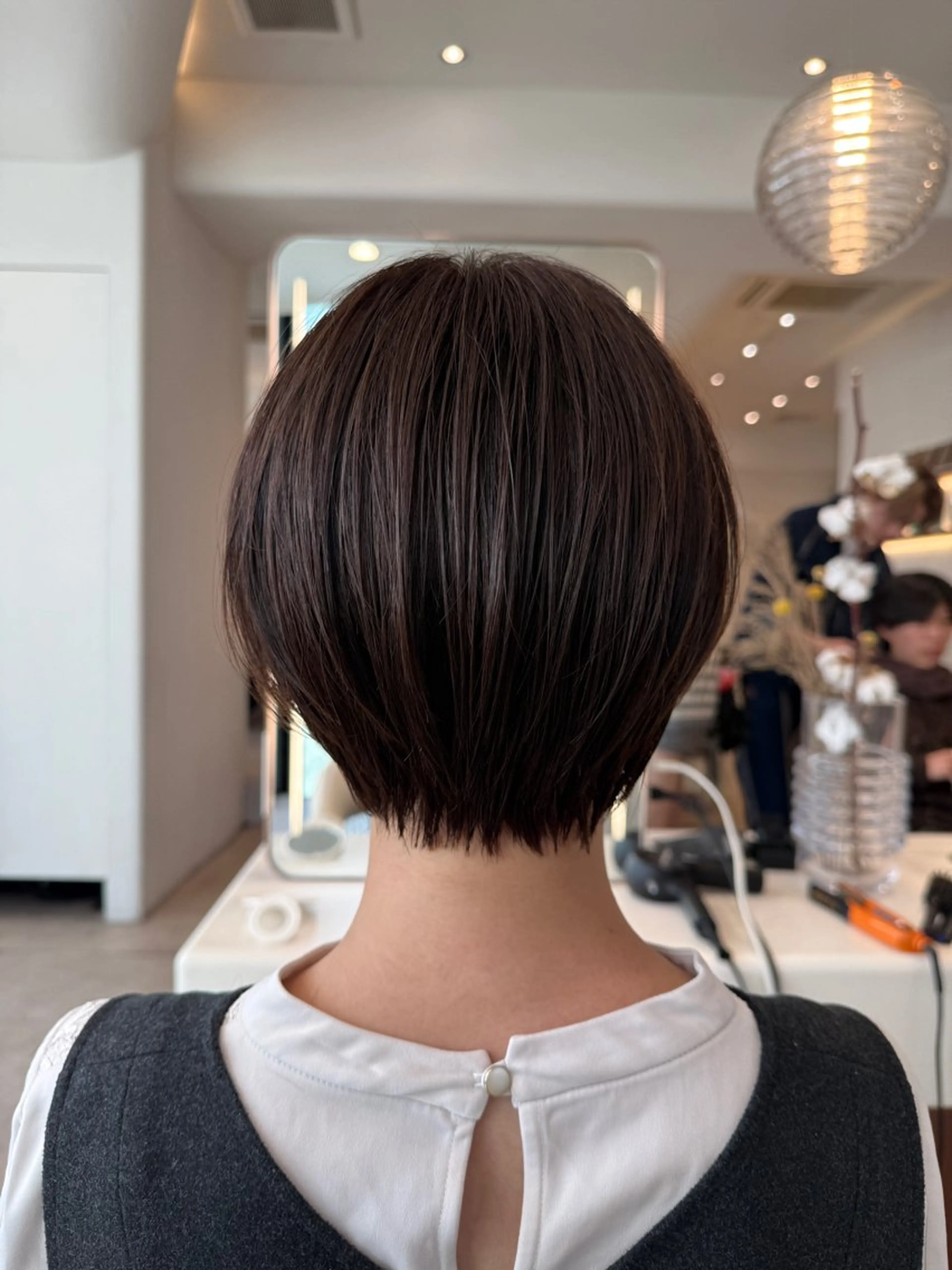 ショート カラー 切りっぱなしボブ ショートボブ ボブレイヤー 透明感カラー ボブ カット ヘアカラー トリートメント 渋谷ボブ/レイヤー ボブ田中航平のヘアスタイル