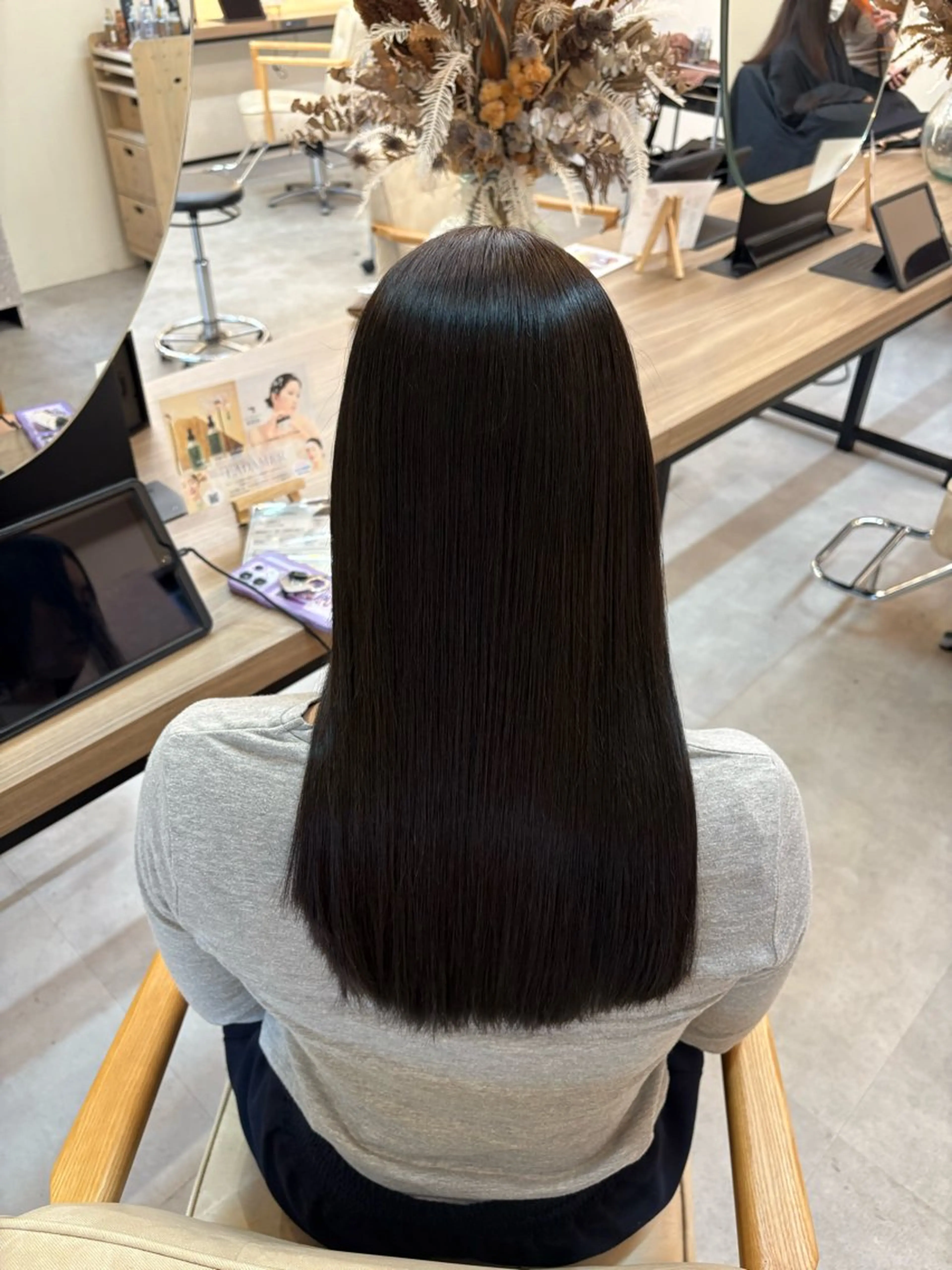 ロング 🧸艶ブリーチ/深み カラー🌺Noa🌺のヘアスタイル