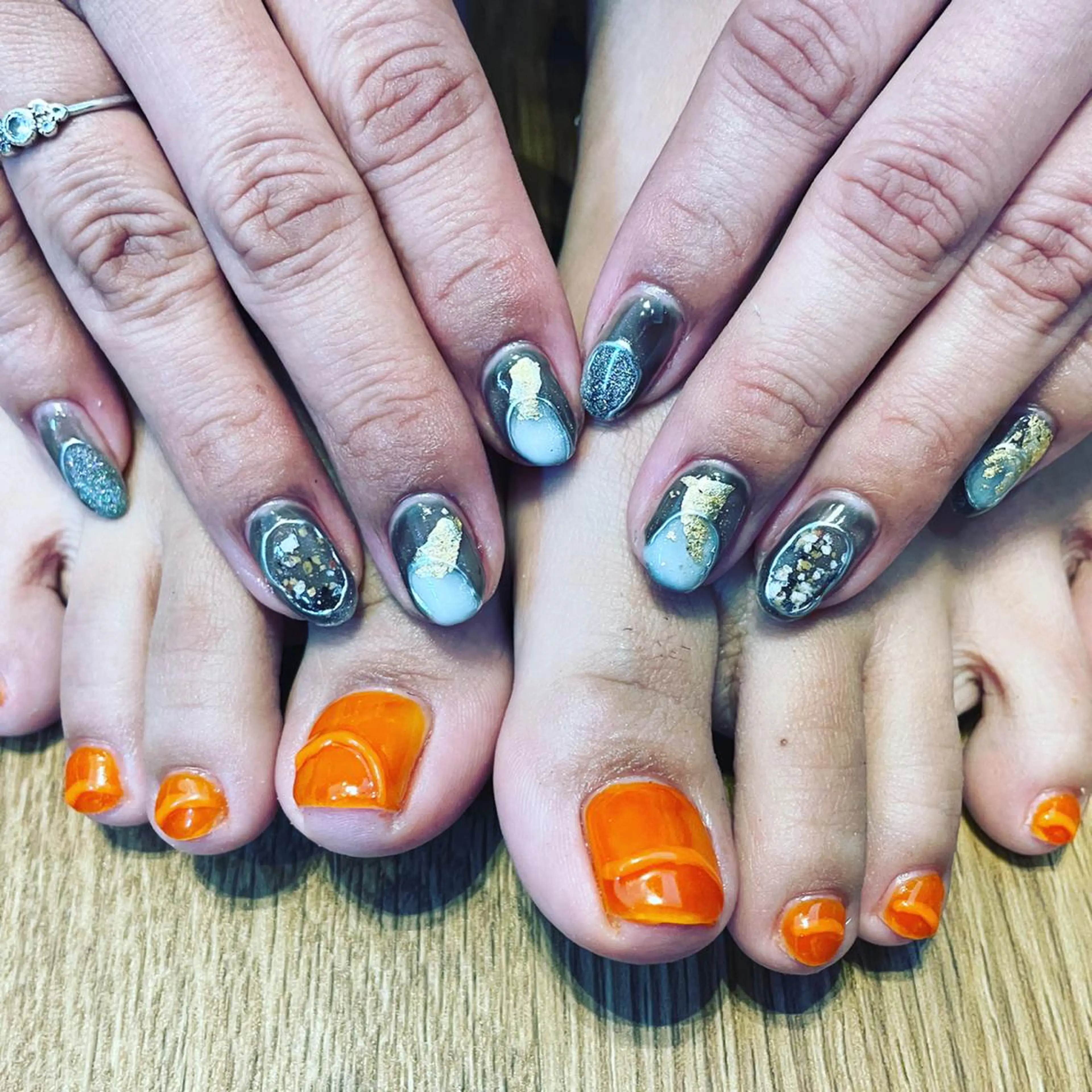 ネイル ハンドネイル フットネイル CRAZY NAILのネイルデザイン
