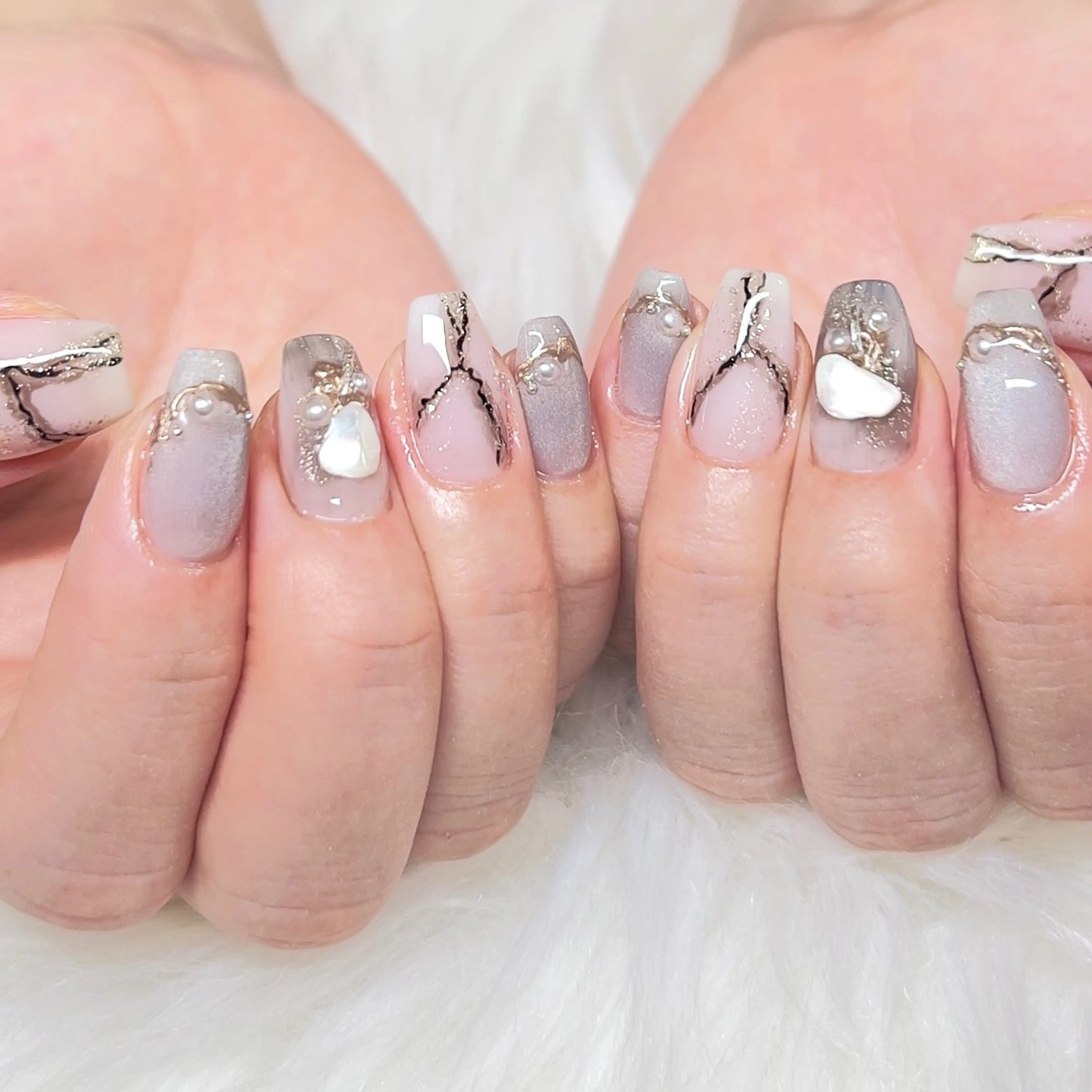 ネイル ハンドネイル ネイリストYuri シェルウェリナ船橋のネイルデザイン