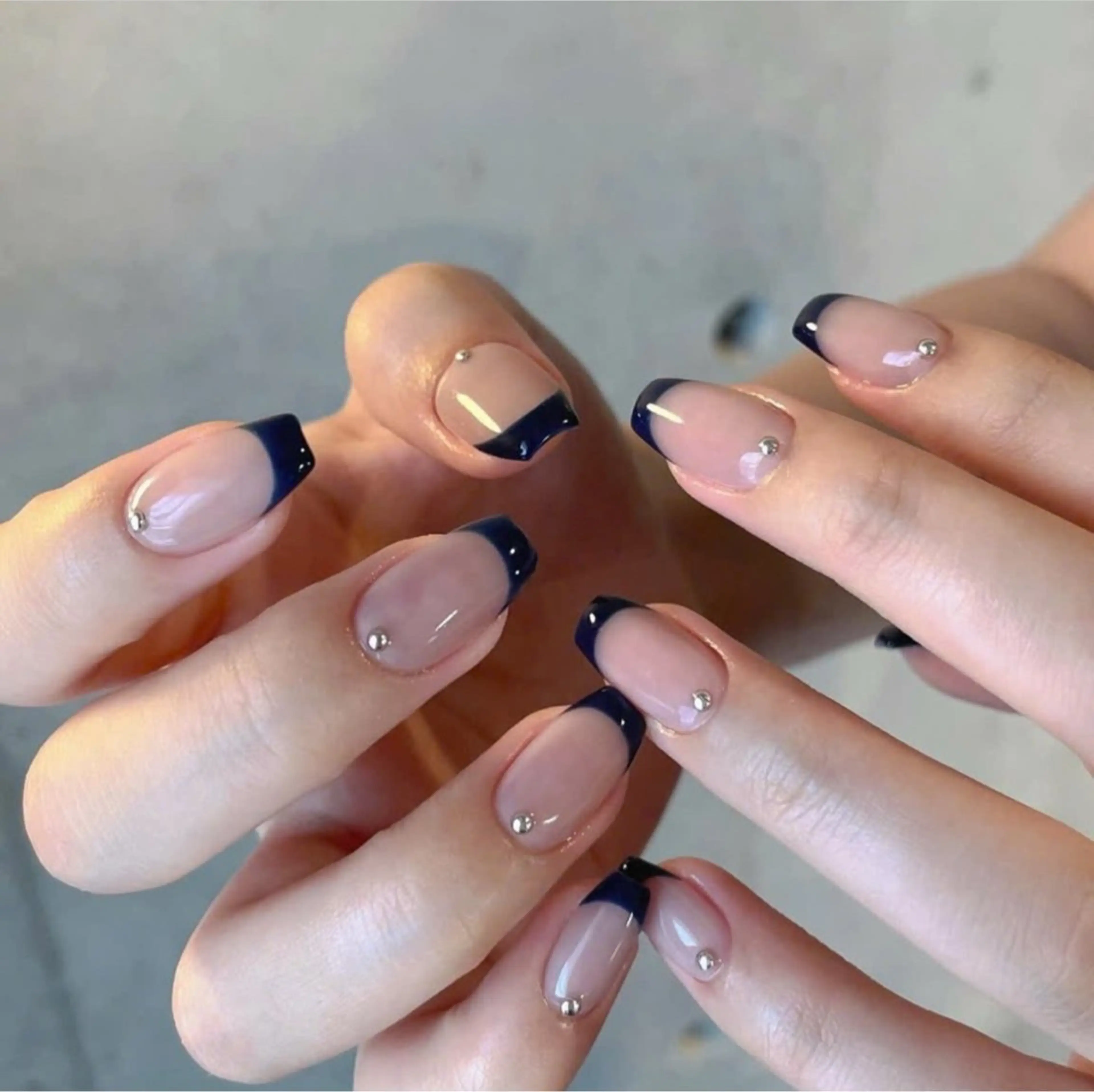 【ハンド】マグネット🧲ミラー🪞フレンチ💅の写真