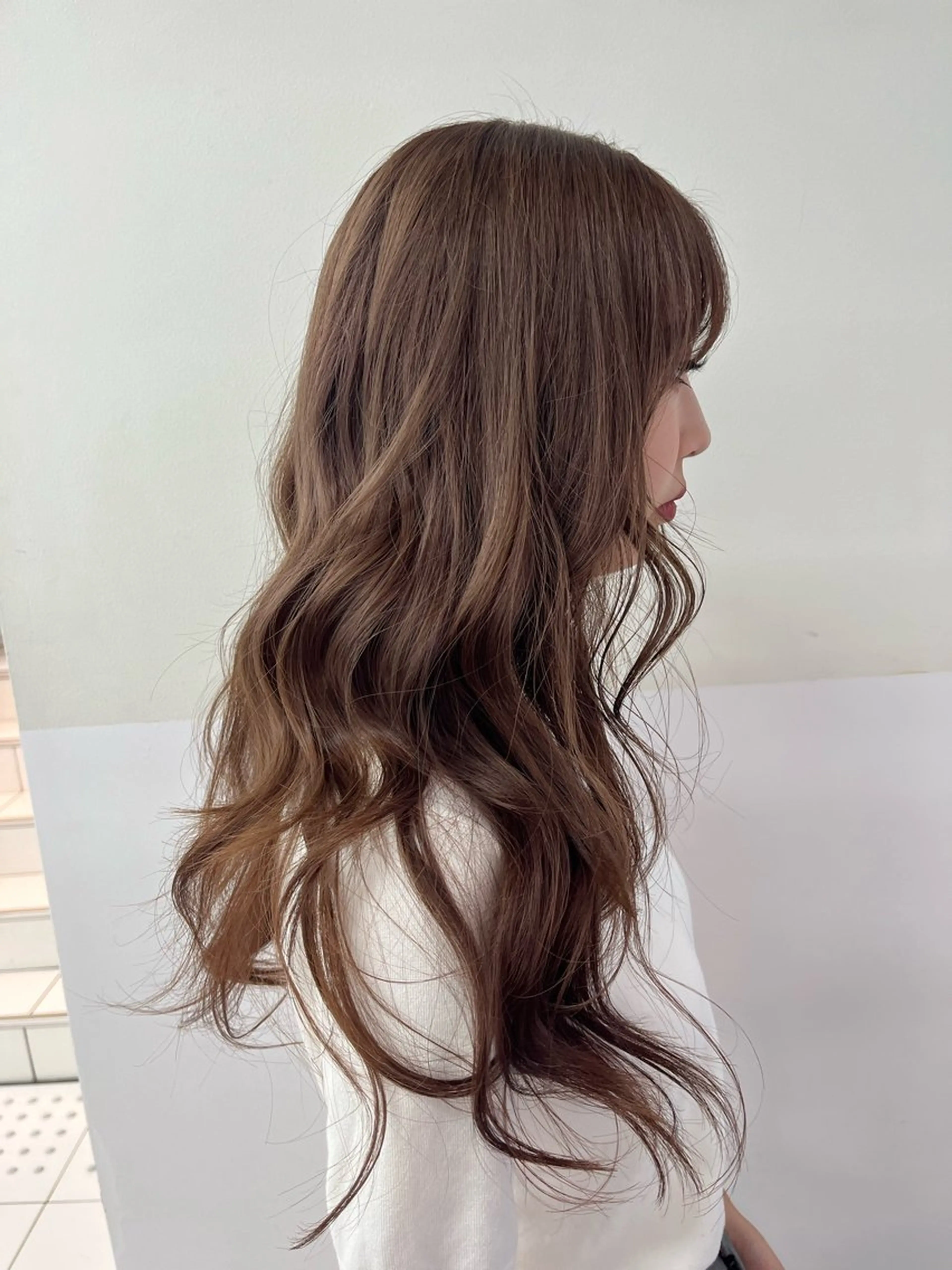 ロング カラー Haco＋所属・ウルフ/レイヤー Miinaのヘアスタイル