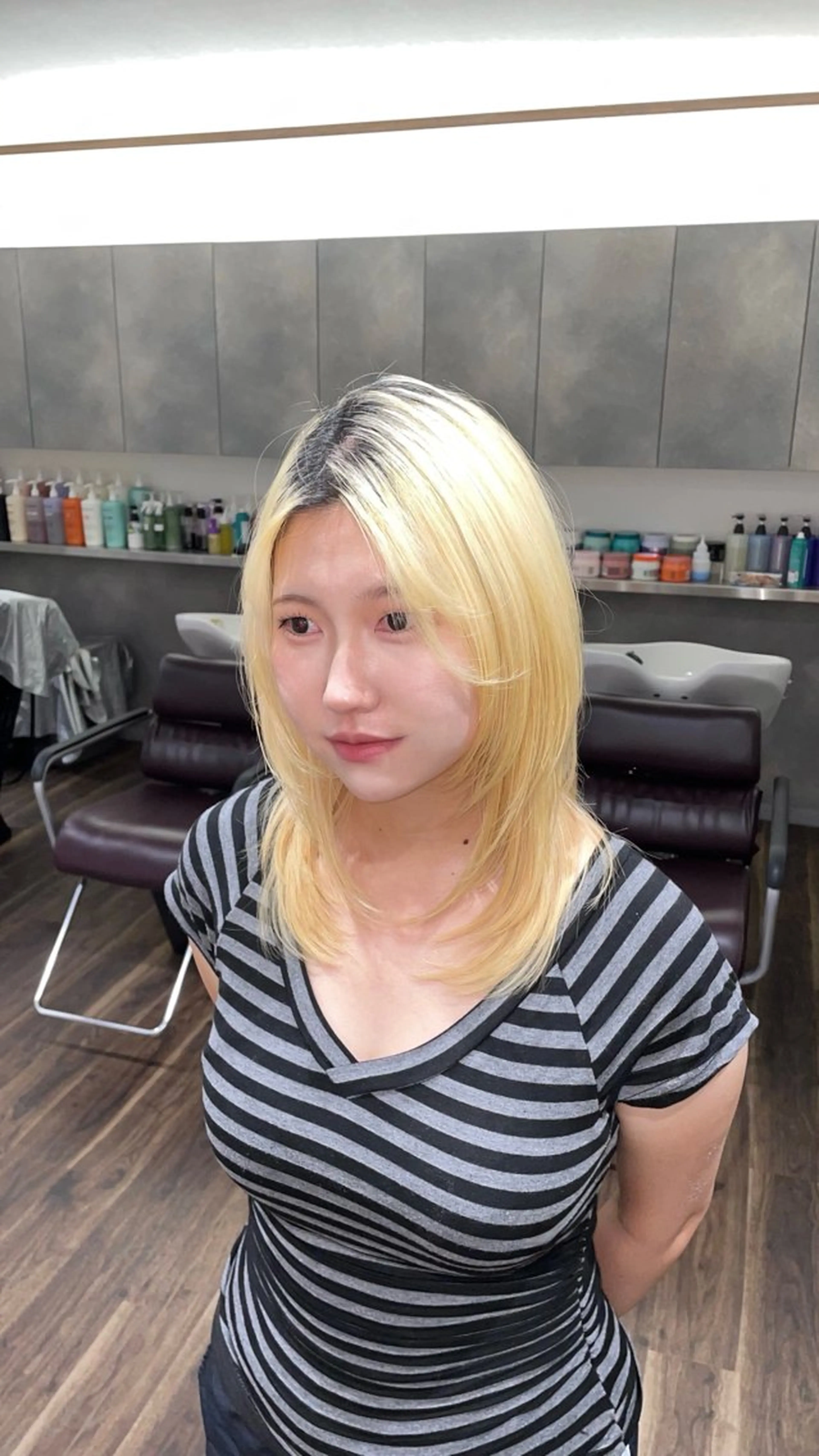 ミディアム ハッシュカット カット レイヤーカット🎀 ブリーチ/なるのヘアスタイル