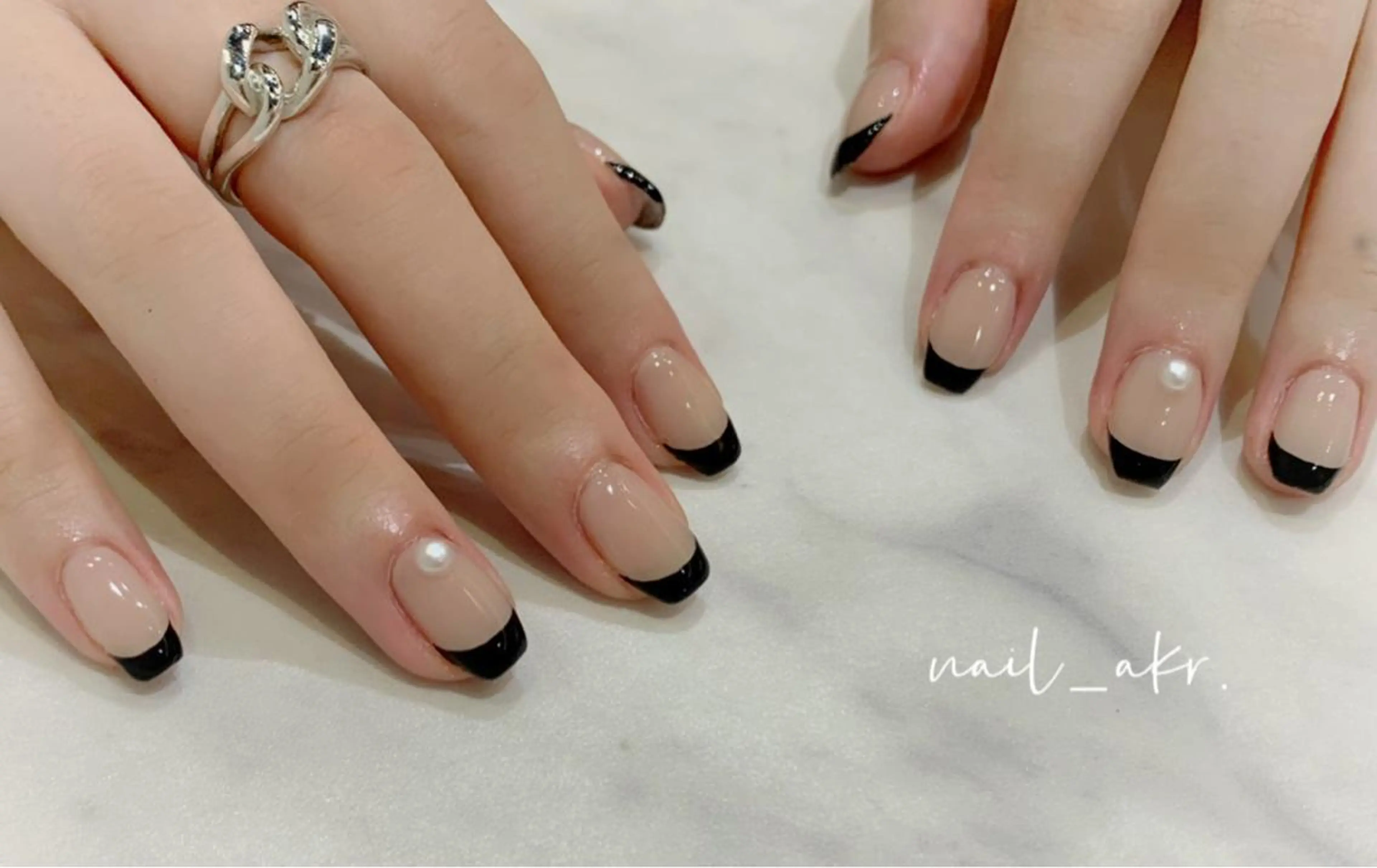 ネイル フレンチネイル nailAVANCE akariのネイルデザイン