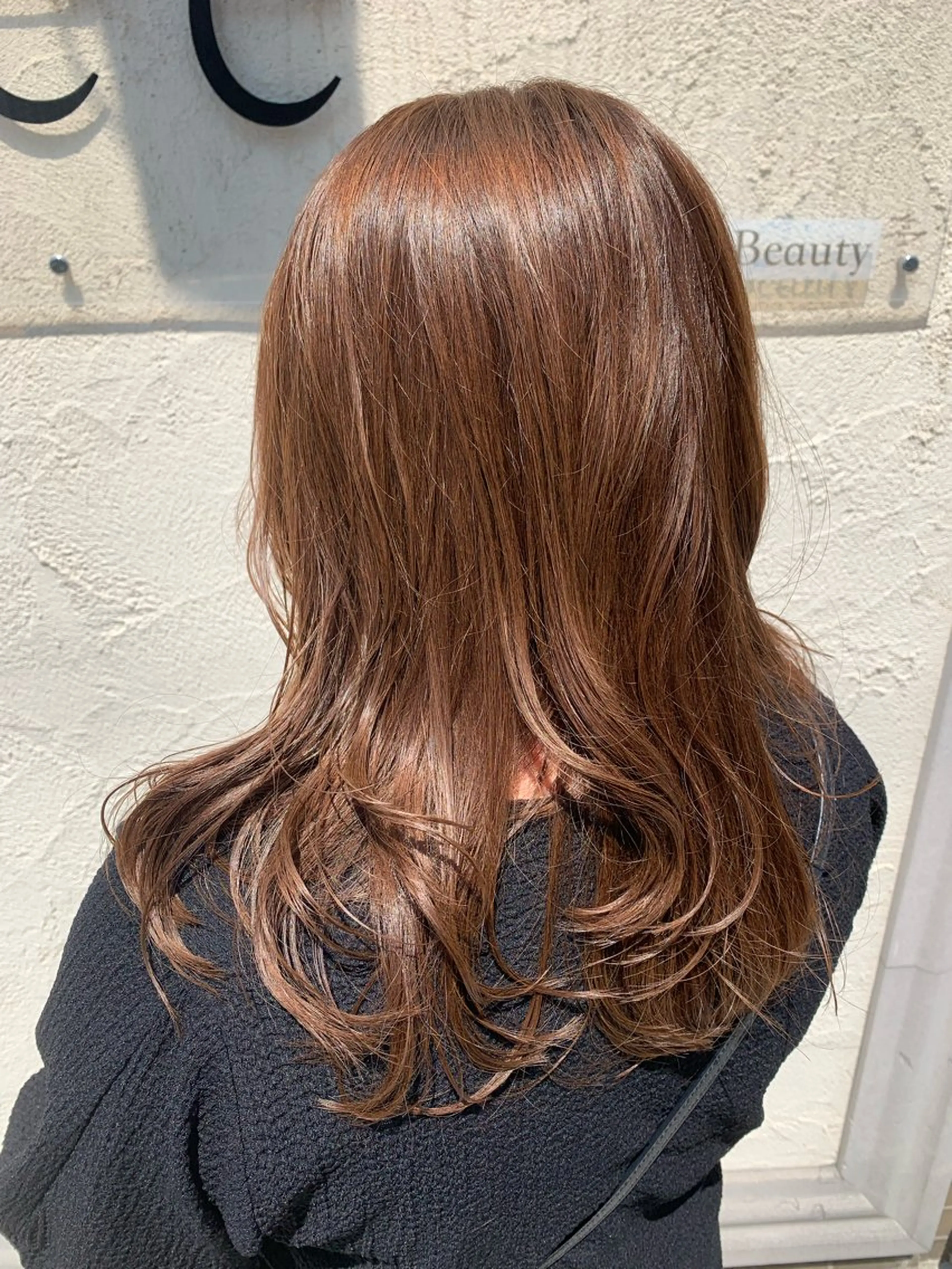 セミロング ヘアカラー トリートメント 西村　弘輝 パーマ/艶髪カラーのヘアスタイル