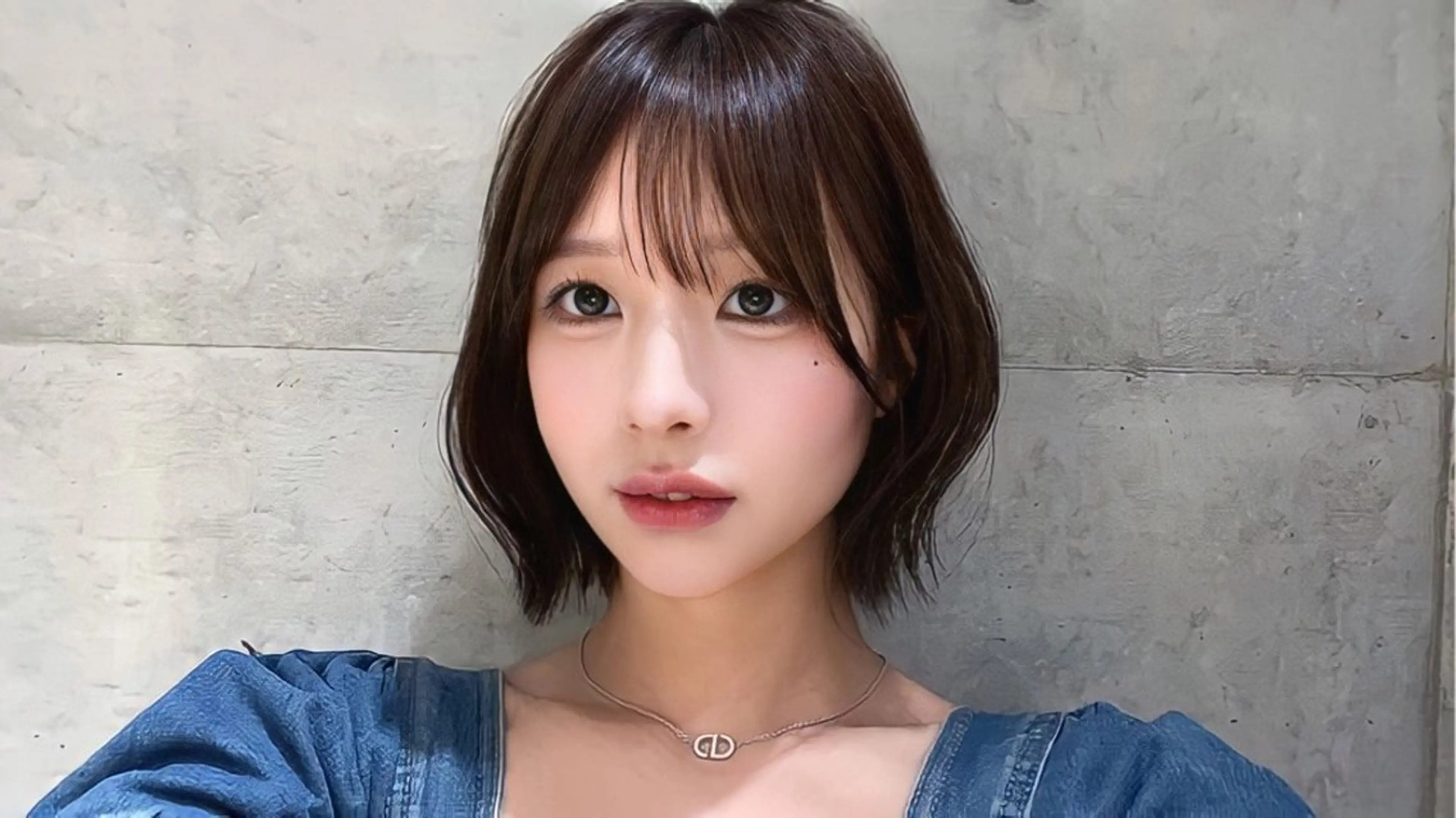 ショート カット ヘアカラー かえ🩶韓国ボブ🎀 透明感カラー🥣のヘアスタイル