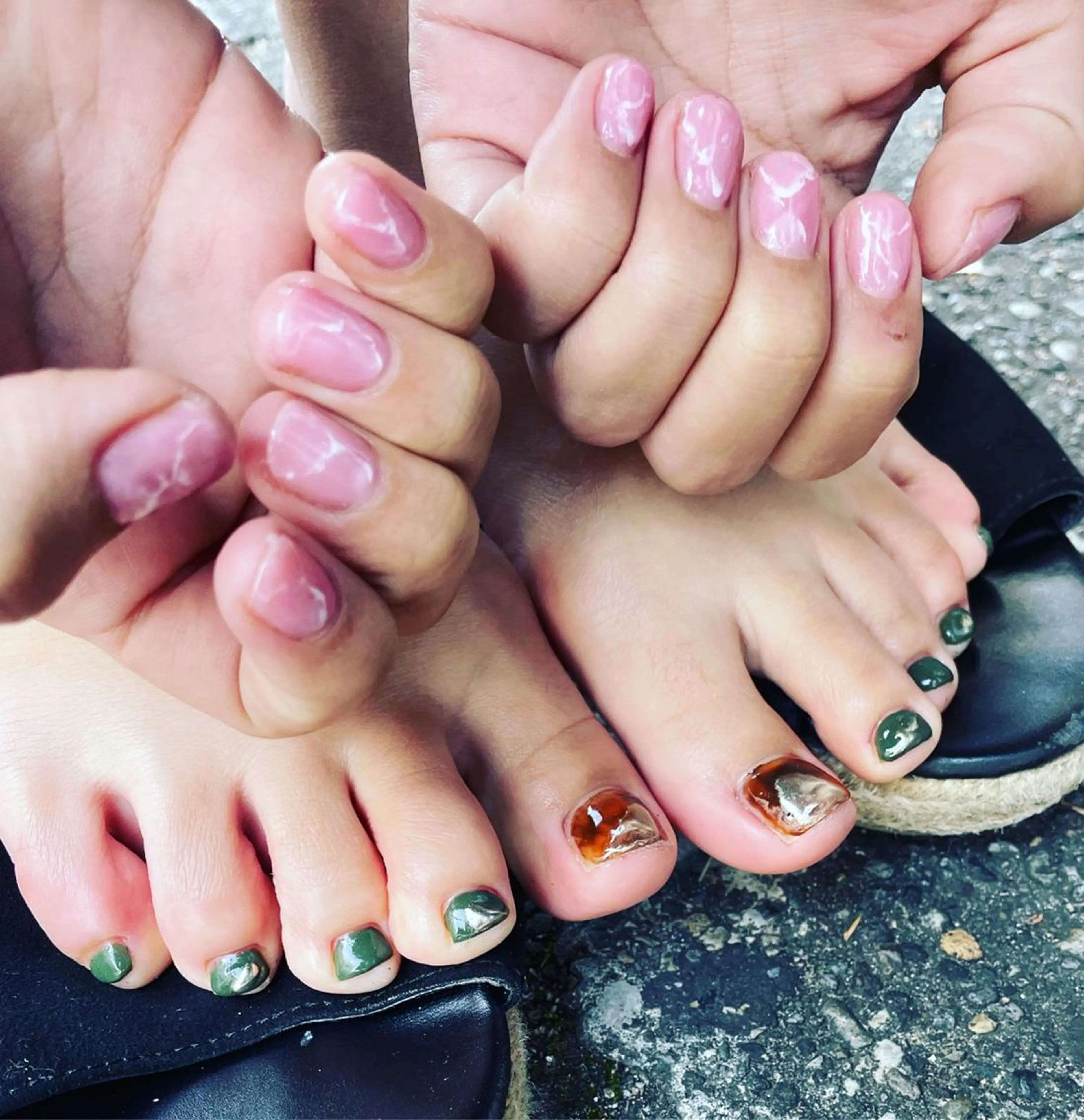 ネイル ハンドネイル フットネイル CRAZY NAILのネイルデザイン