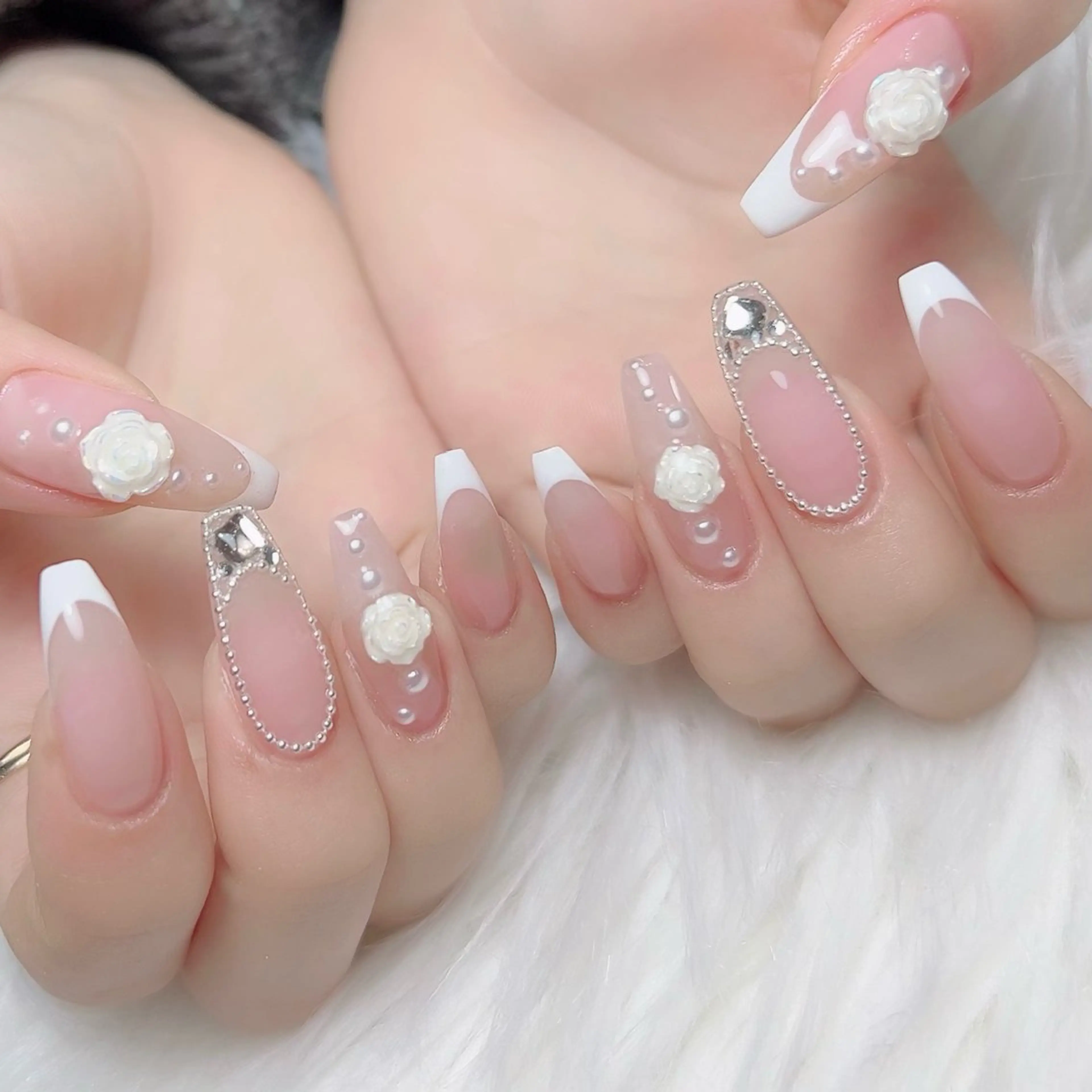 ネイル ハンドネイル Private Nail Salon　EM所属・Nail salon EM（エム）千葉のネイルデザイン