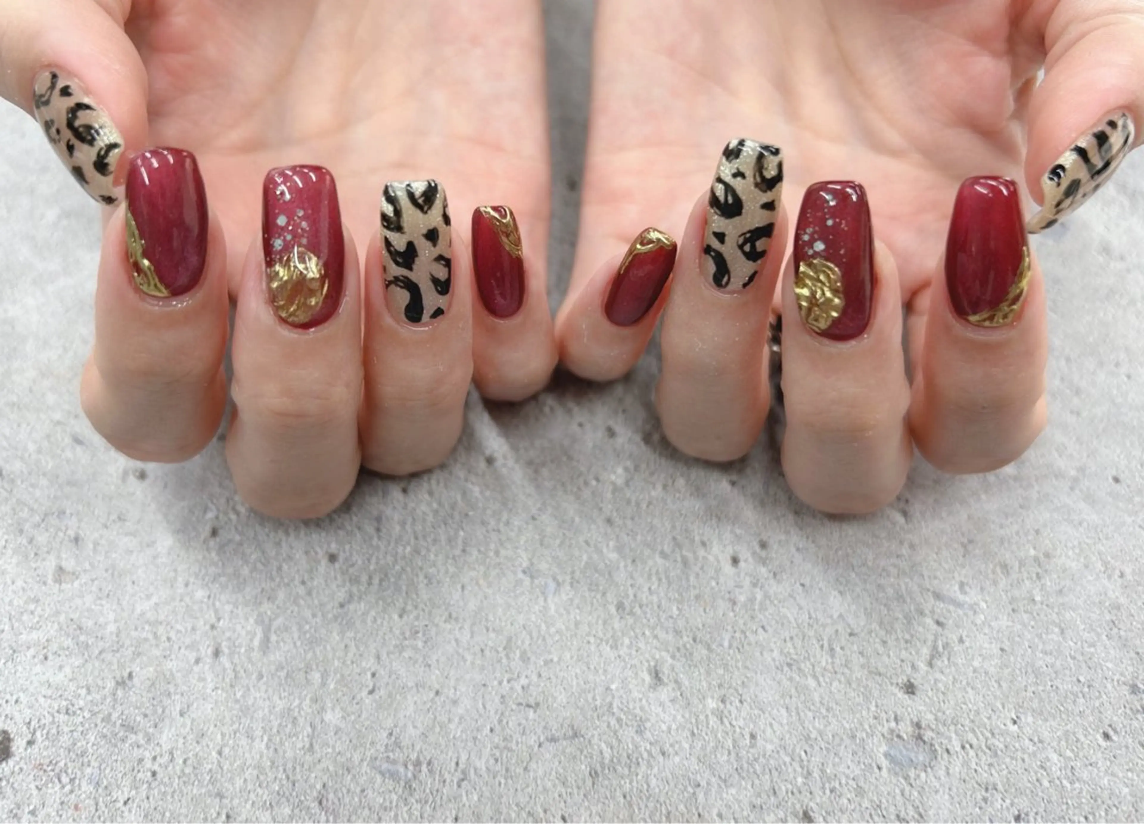 ネイル アニマル柄 マグネットネイル ハンドネイル Nail Salon agré所属・agré ネイルサロン アグレのネイルデザイン