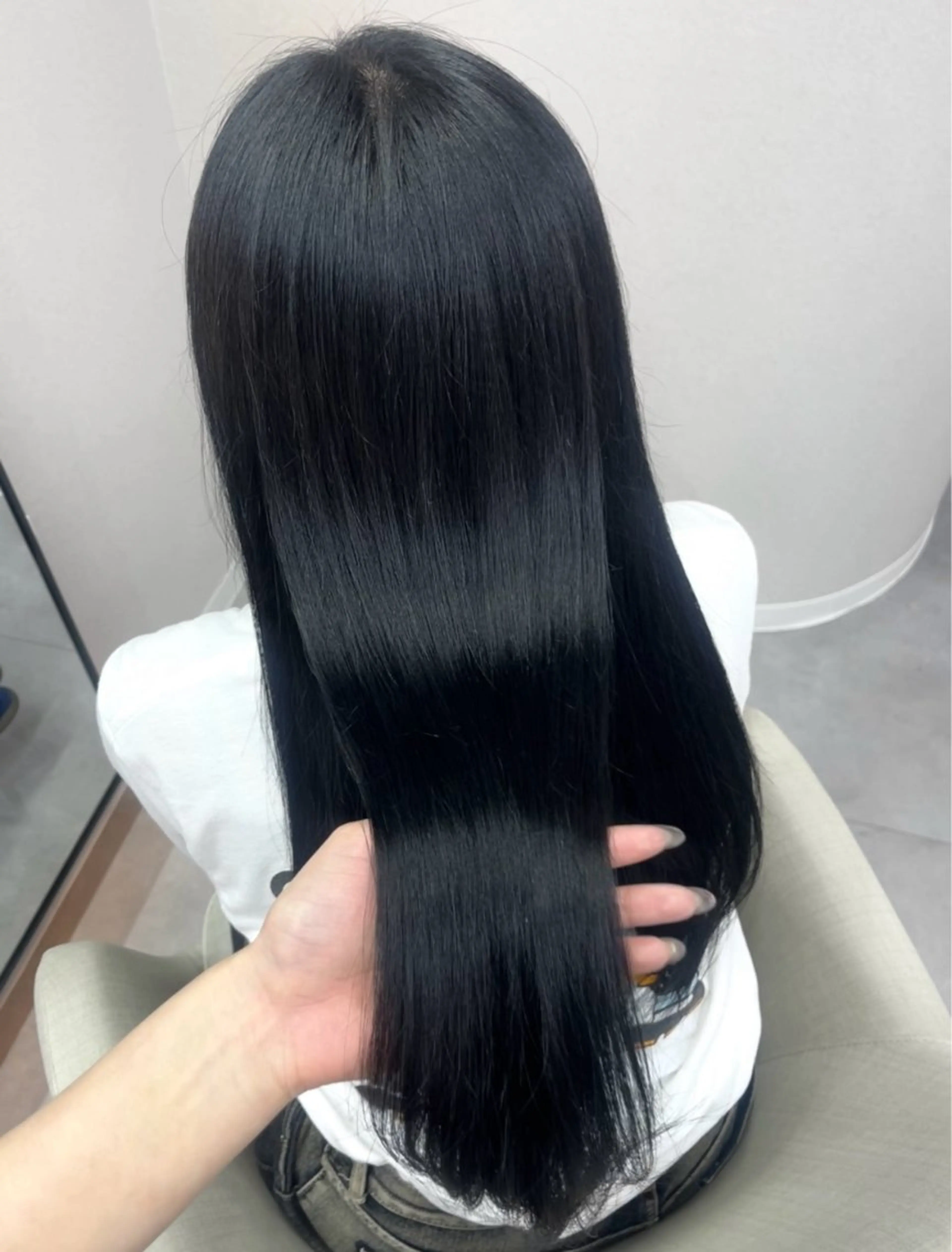 【🖤暗髪カラーしたい方🖤】ワンカラー+4stepトリートメント付💍✨️ブルーブラック/ダークグレージュ..の写真