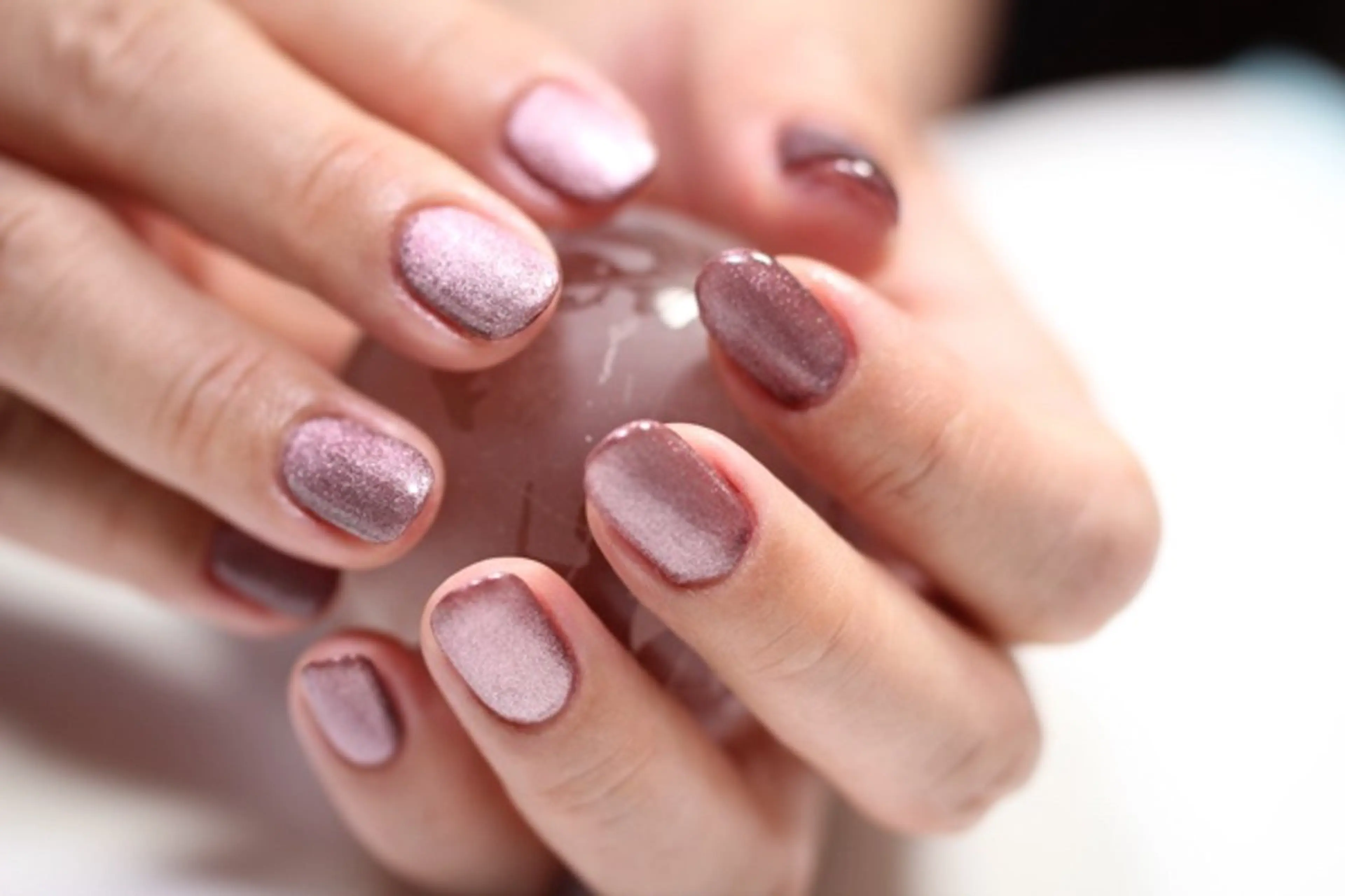 ネイル ジェルネイル マグネットネイル ママリンド　志村坂上店所属・しみ えんのネイルデザイン