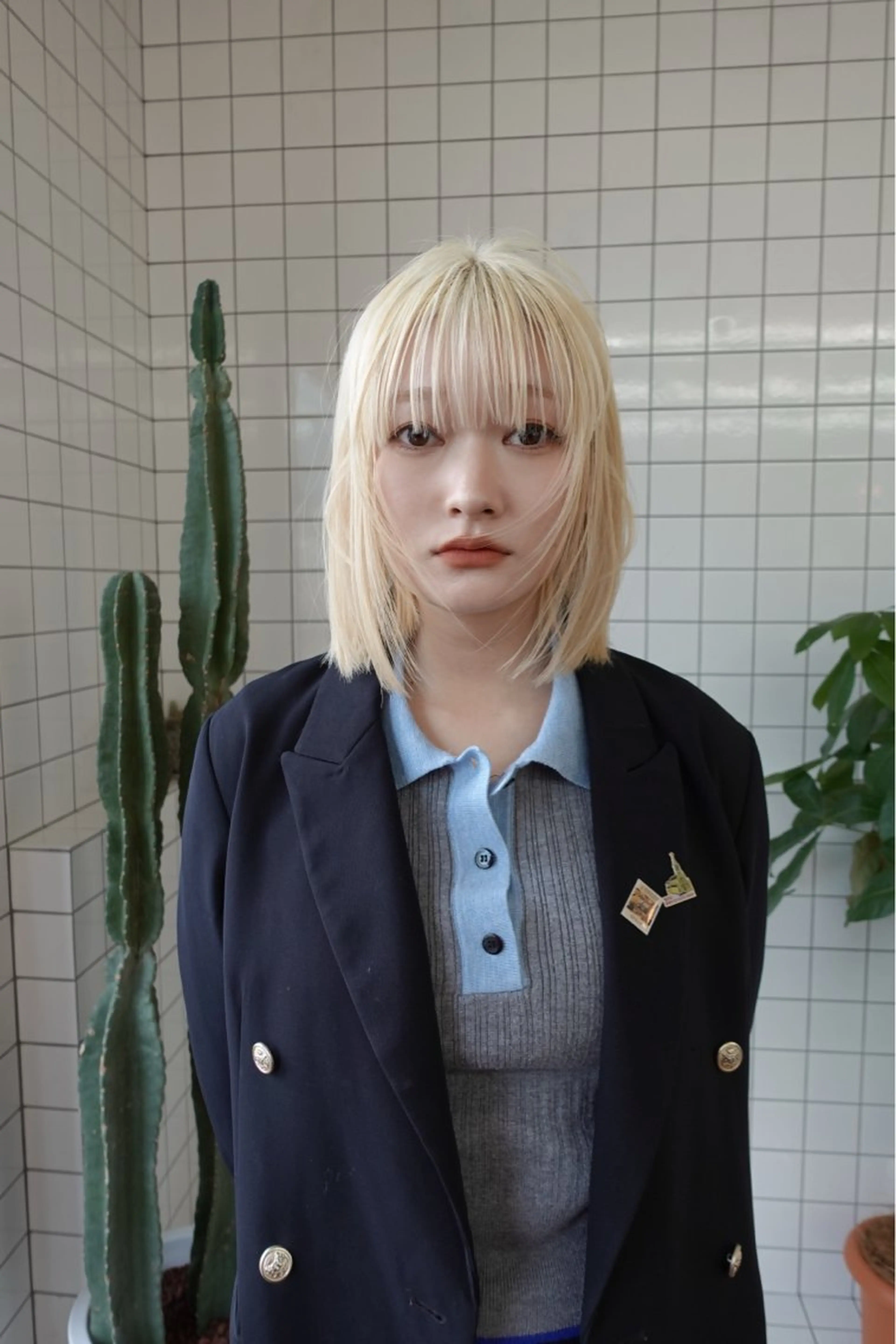 ショート カラー ブリーチ ケアブリーチ ダブルカラー ハイトーンカラー ボブ ニュアンスレイヤー ハイトーンカラーのヘアスタイル