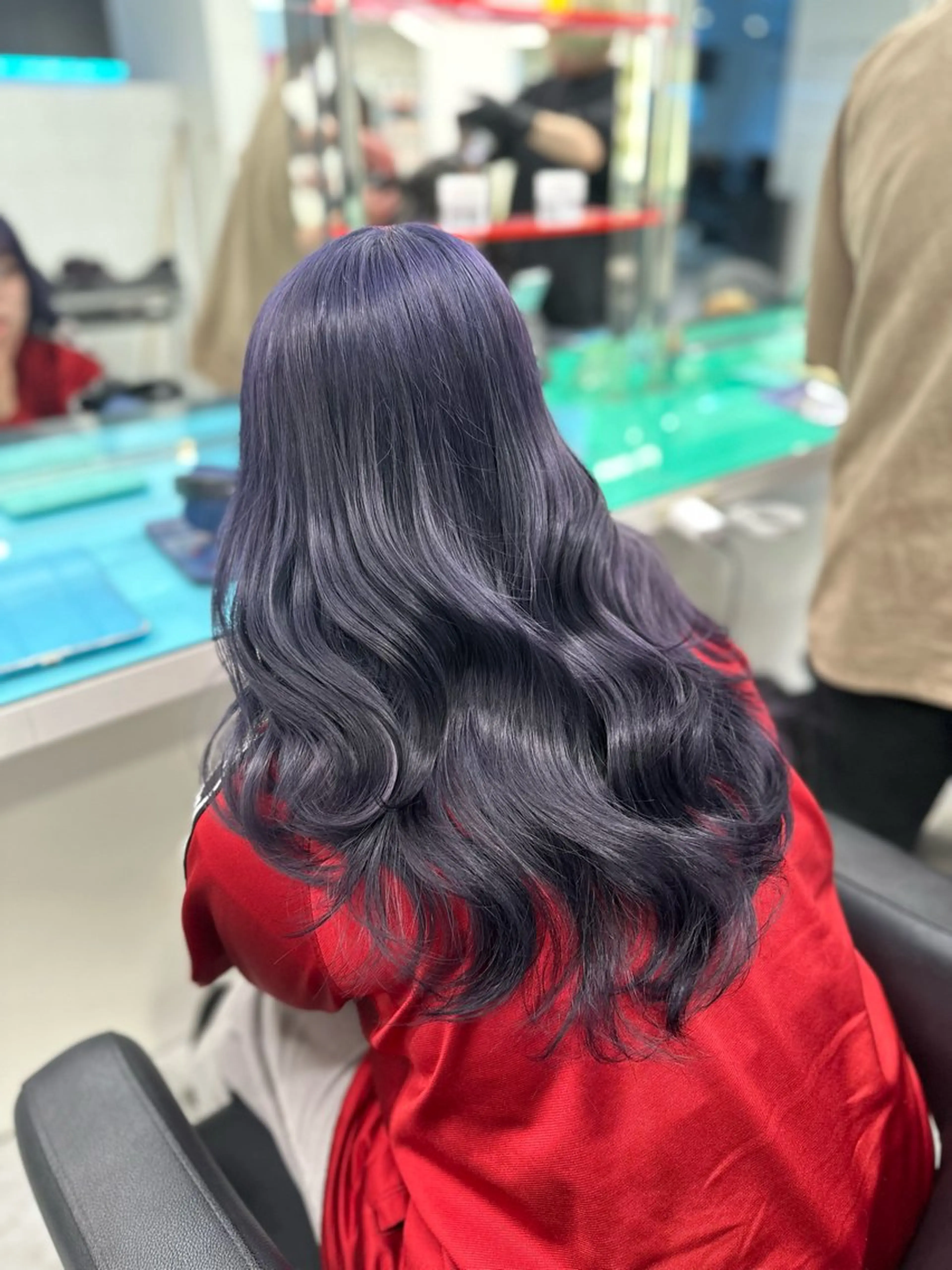 ロング カラー ヘアアレンジ 🌈艶カラー/ 韓国風レイヤーカットのヘアスタイル