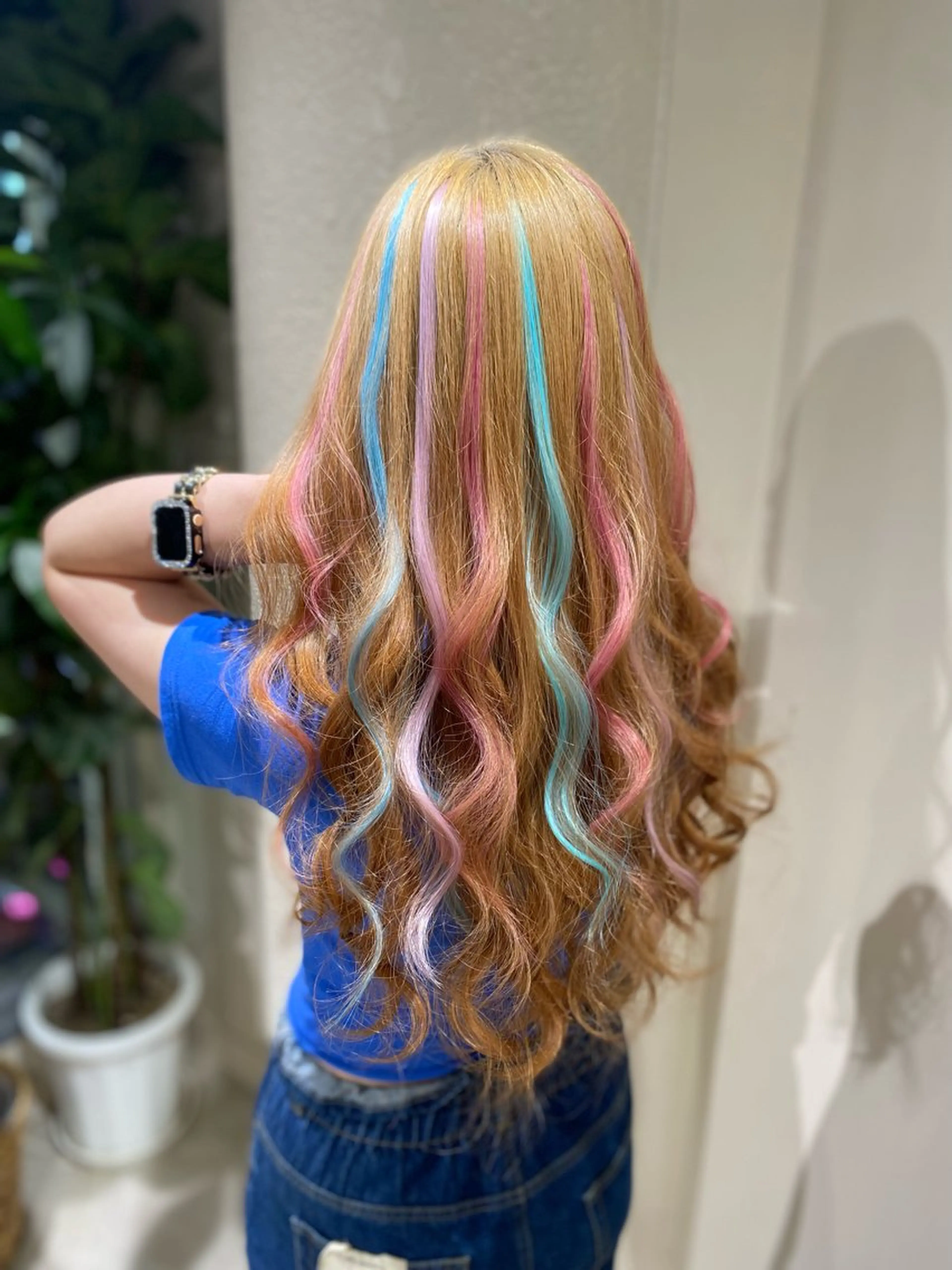 ロング エクステ ハイトーン✨艶髪💘 💘 AYANO💘のヘアスタイル