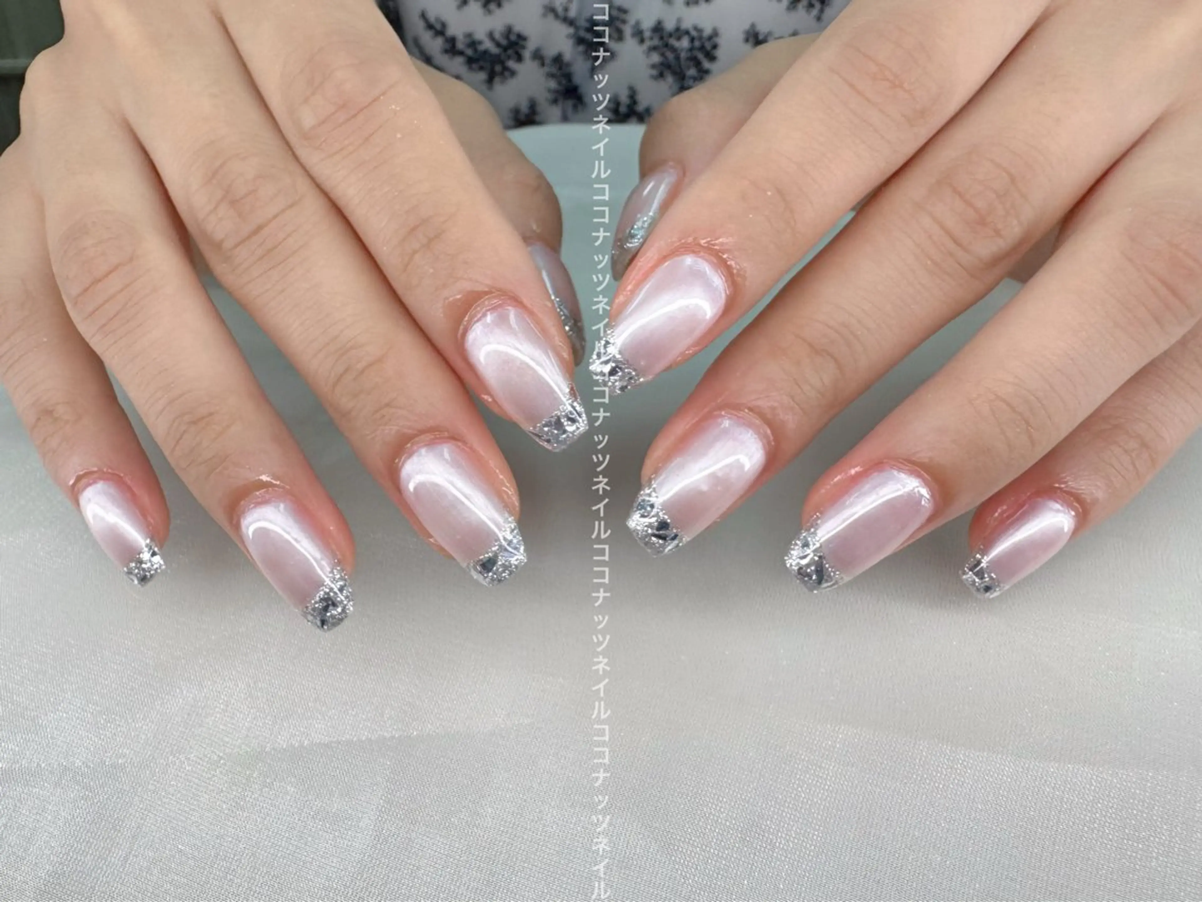 ネイル Elegant beauty ツルのネイルデザイン
