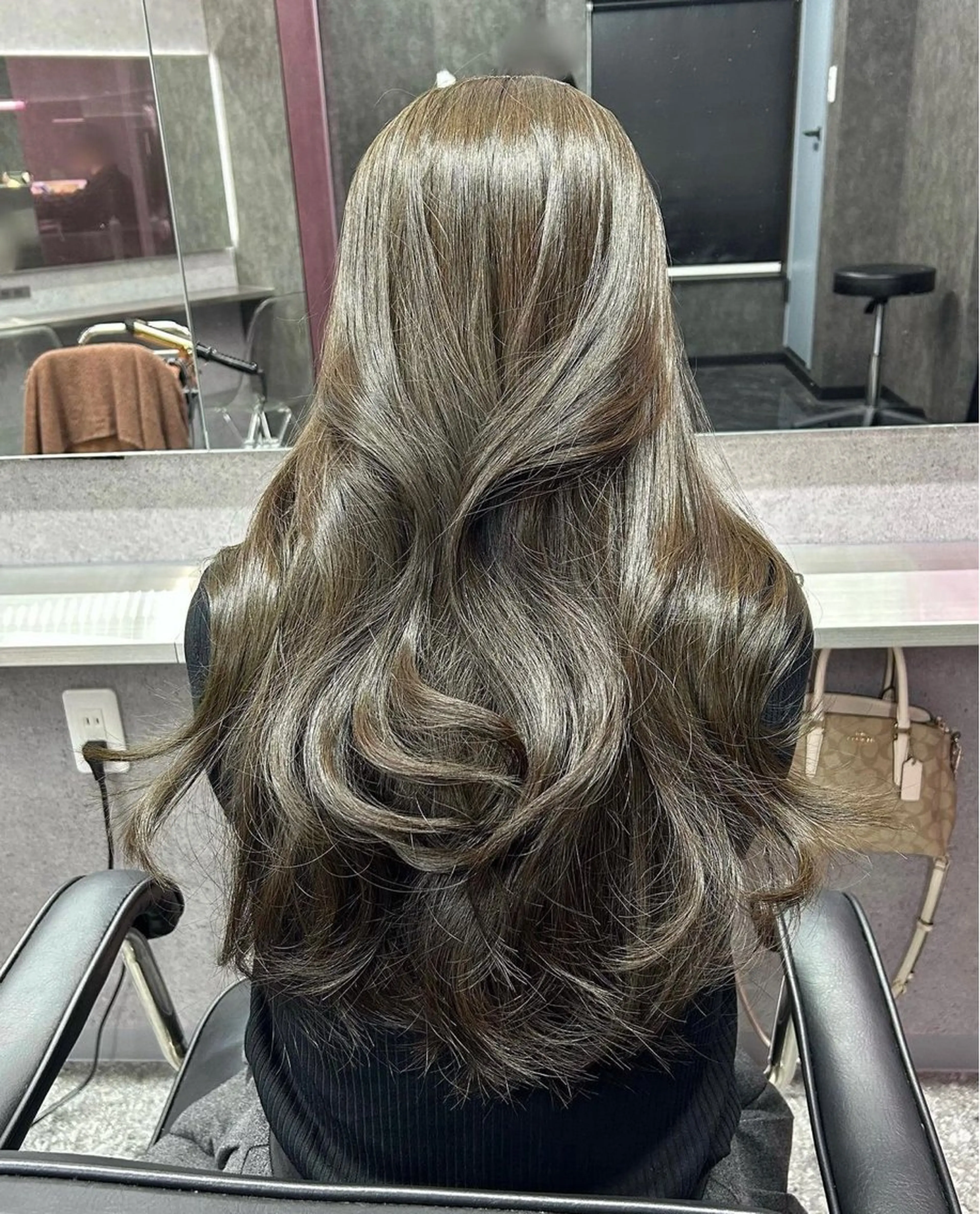 カラー ダブルカラー カット ヘアカラー LANDS所属・nanaka 🤍韓国ワンホンヘアのヘアスタイル