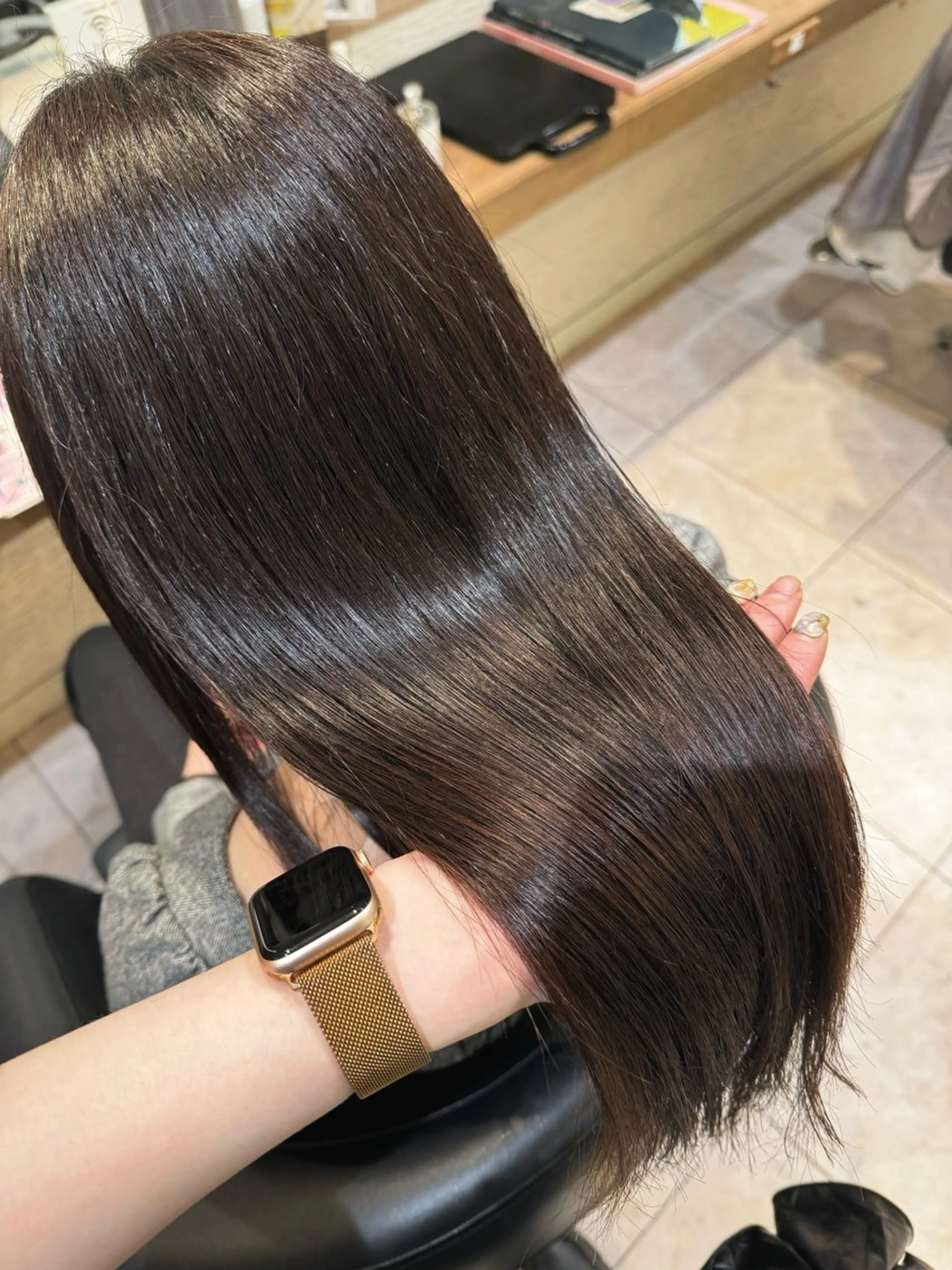 ロング トリートメント さら艶ストレート 🩶Suzuneのヘアスタイル