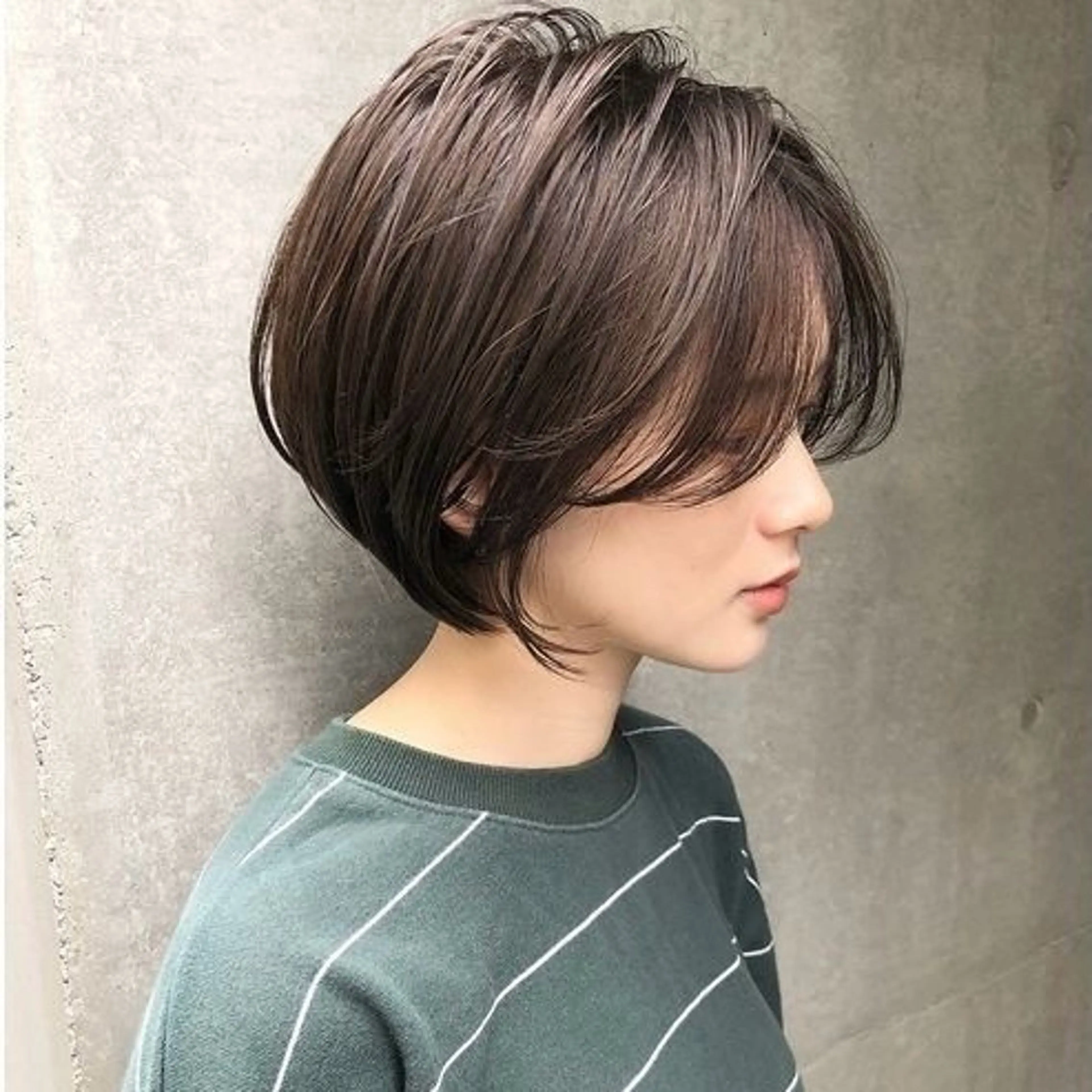 ショート 無料カット/ショート センターパート/横浜のヘアスタイル