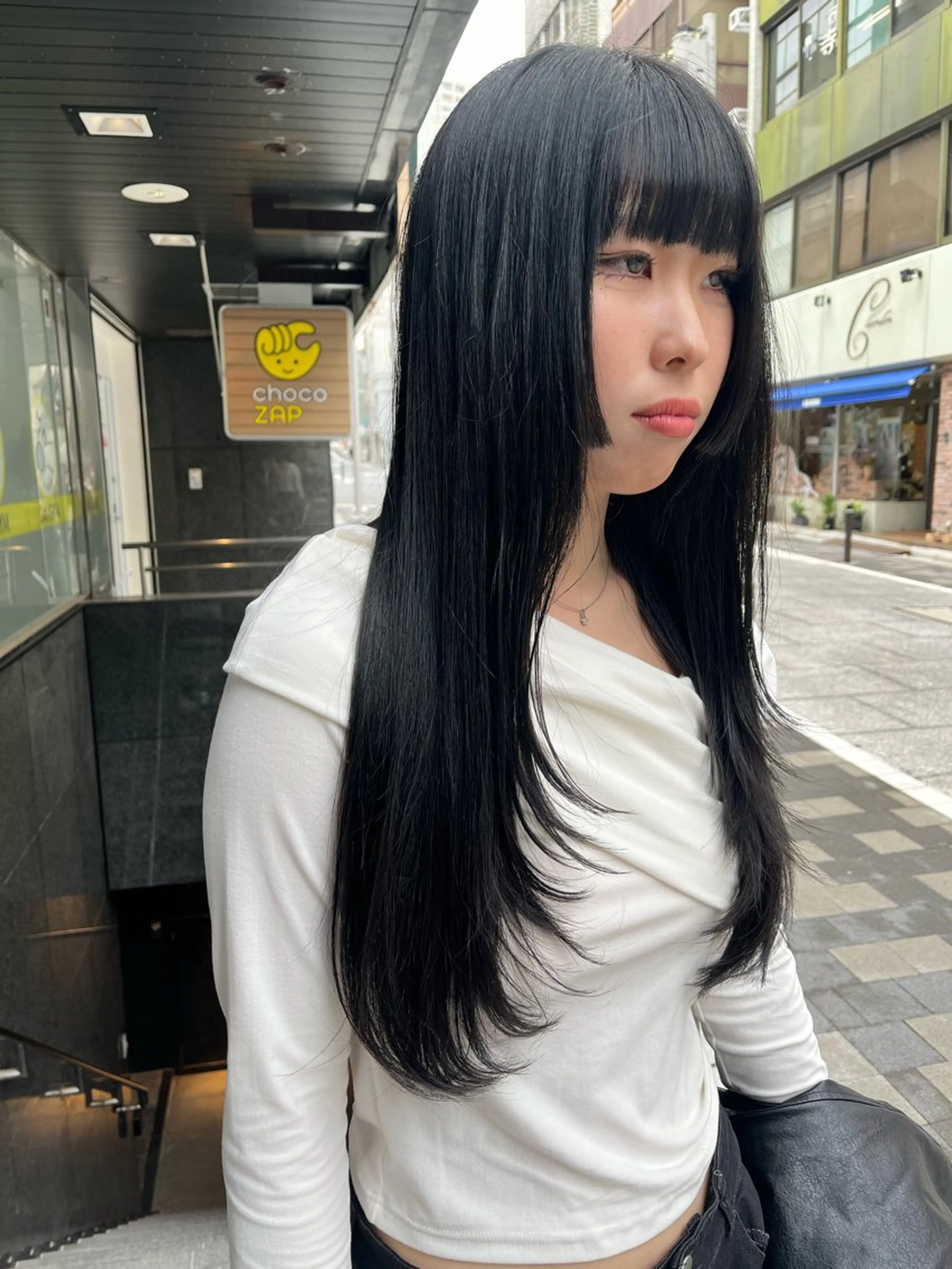 ロング 姫カット レイヤーカット カット ヘアカラー 韓国ヘア🤍 maiのヘアスタイル