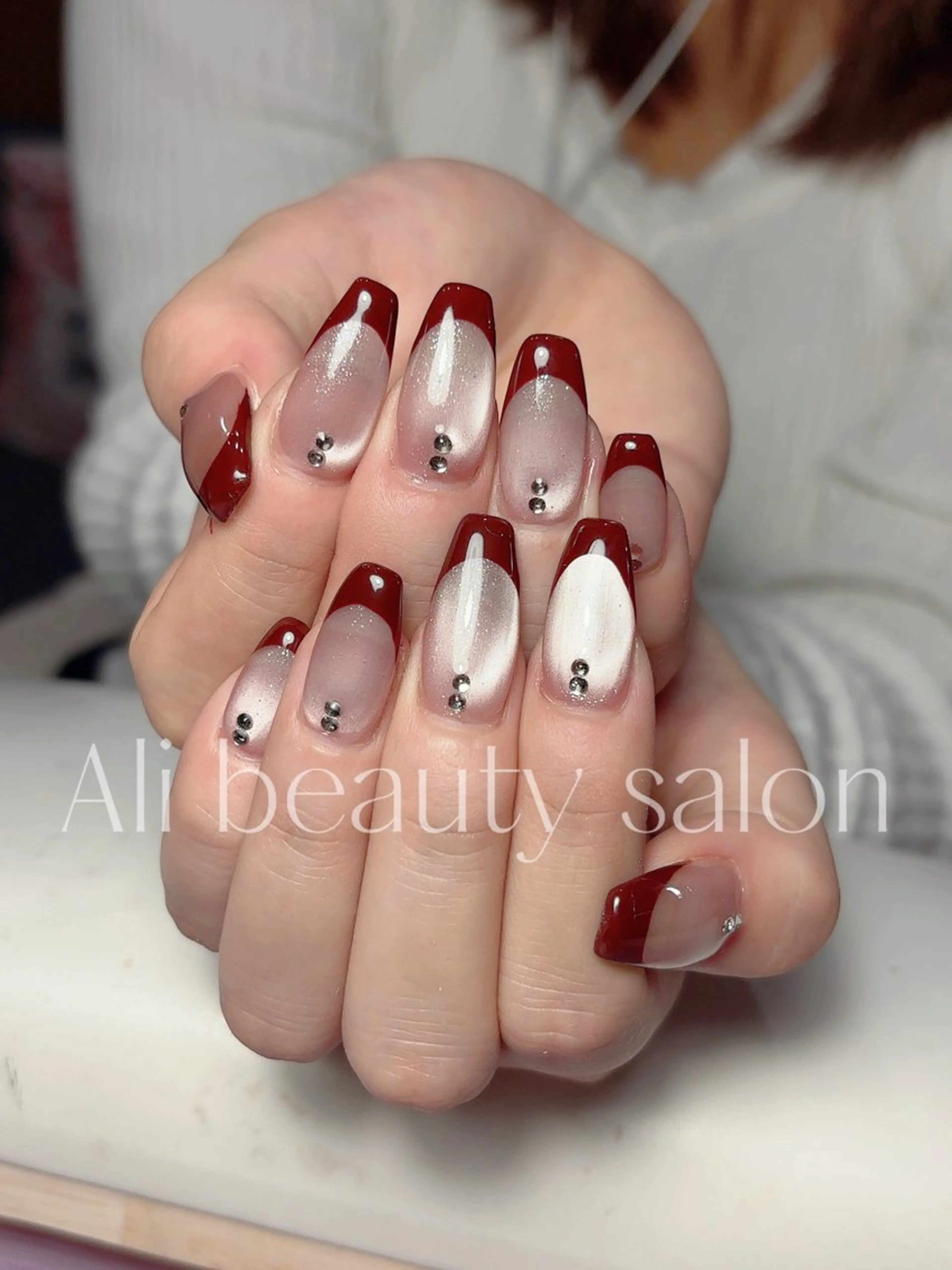 ネイル フレンチネイル マグネットネイル ハンドネイル Ali 新小岩 ネイル専門のネイルデザイン