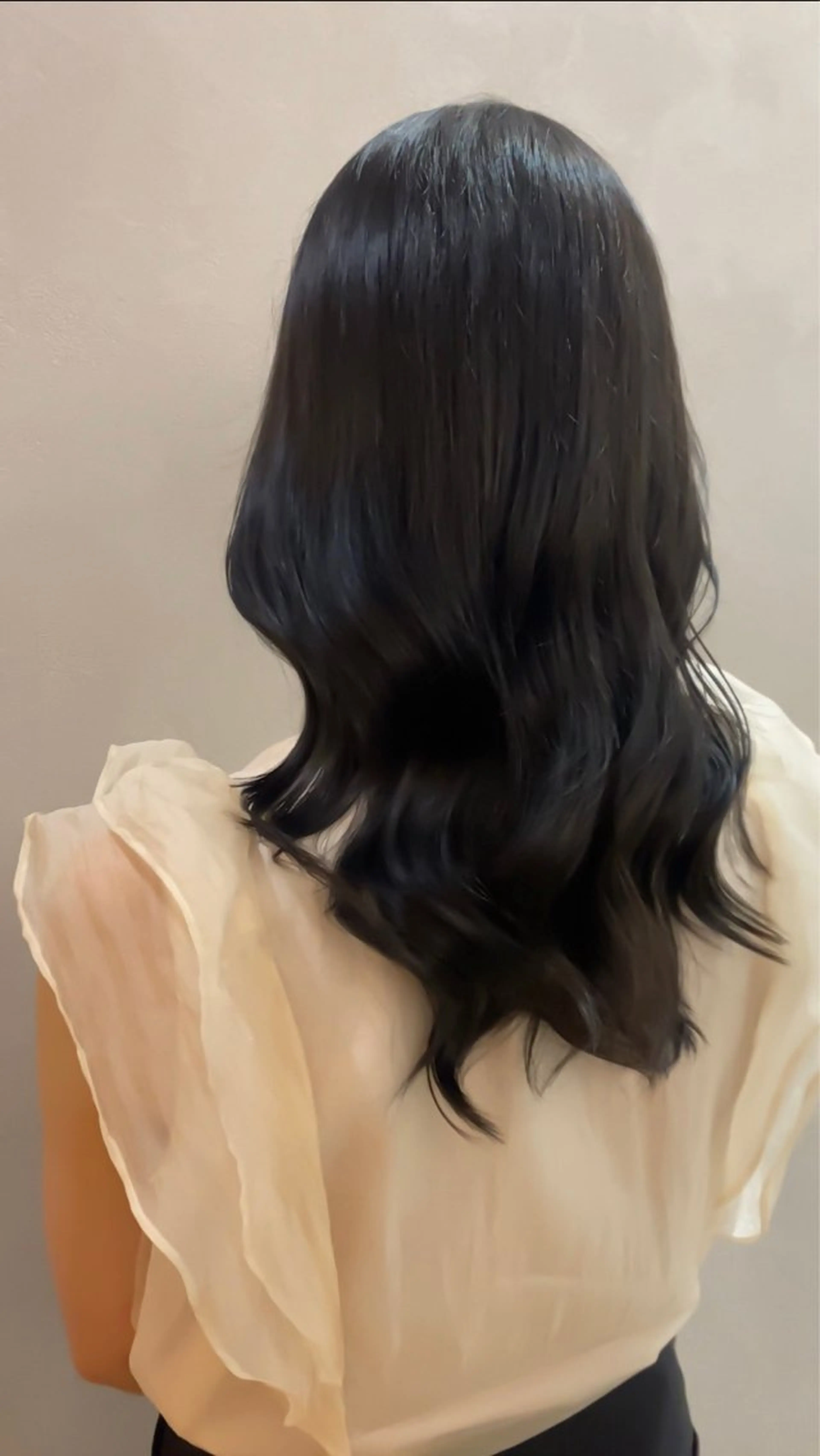 ミディアム カット ヘアカラー トリートメント トップスタイリスト 江口 稜亮のヘアスタイル