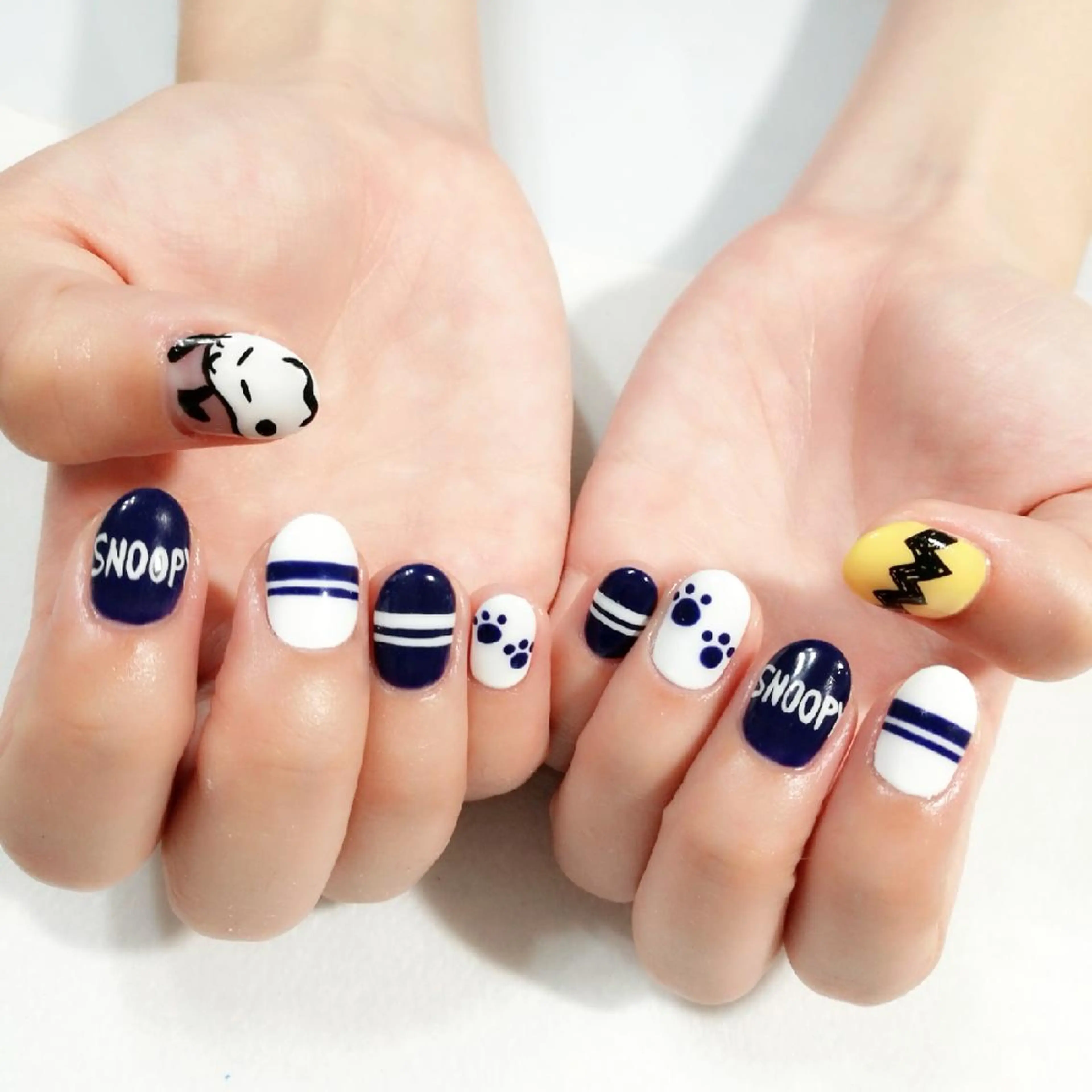 ネイル VIOLUS所属・VIOLUS 関目のネイルデザイン