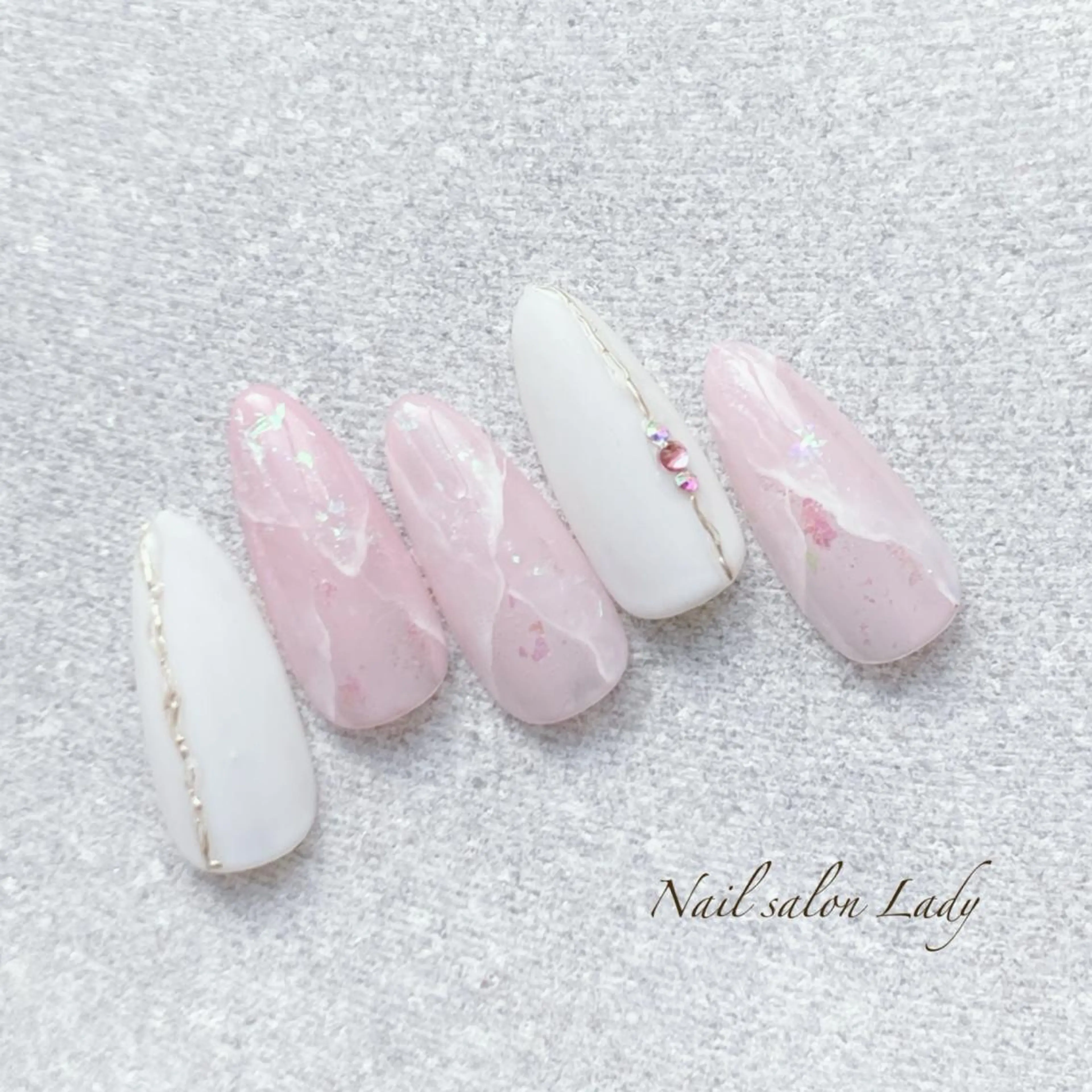 ネイル ハンドネイル Nail salon Ladyのネイルデザイン