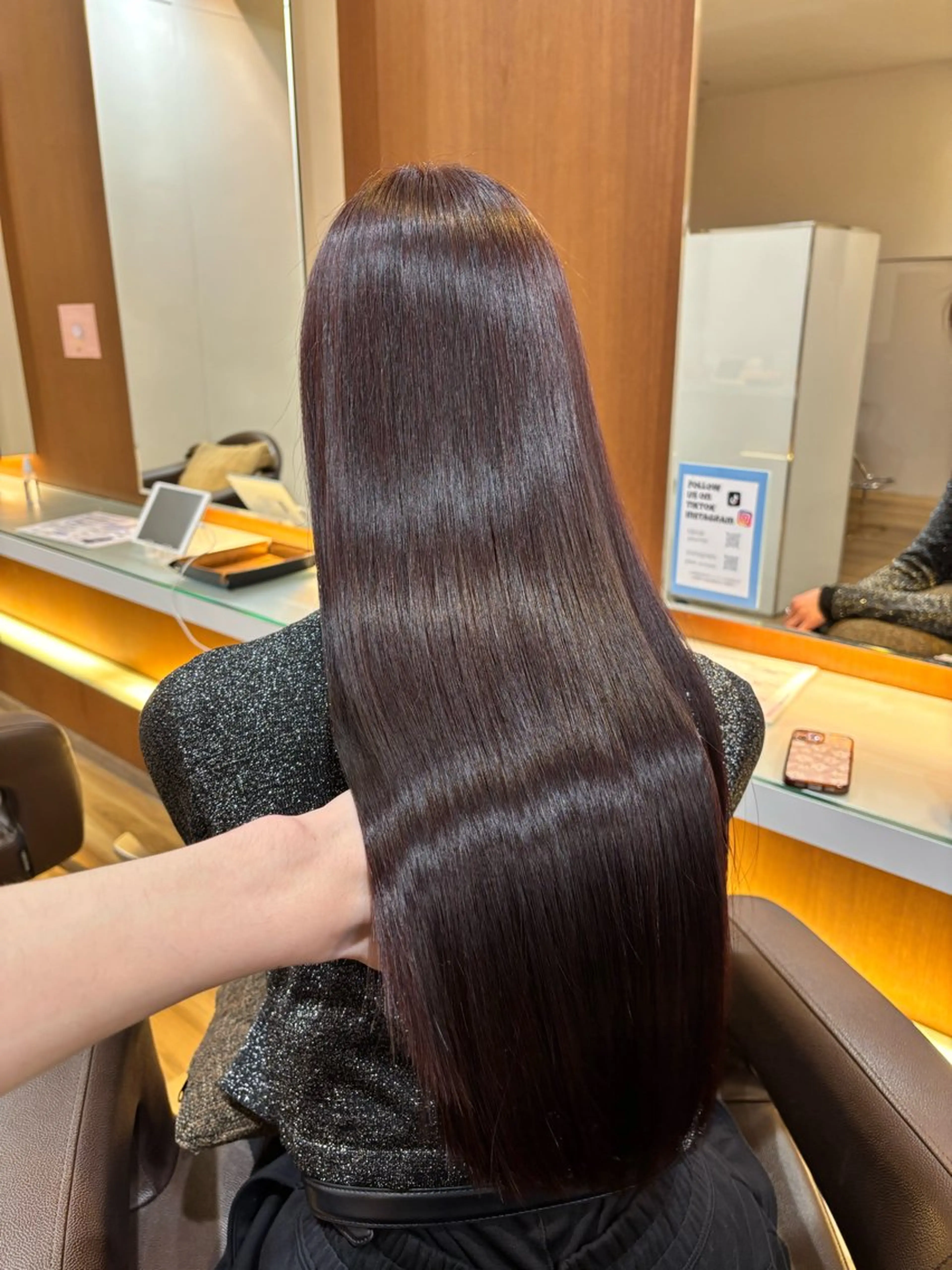 ロング カラー パーマ ブラウンカラー ピンクカラー ピンクブラウン 髪質改善 ストレートパーマ カット ヘアカラー 縮毛矯正 レイヤーカット /透明感/千葉怜寿のヘアスタイル