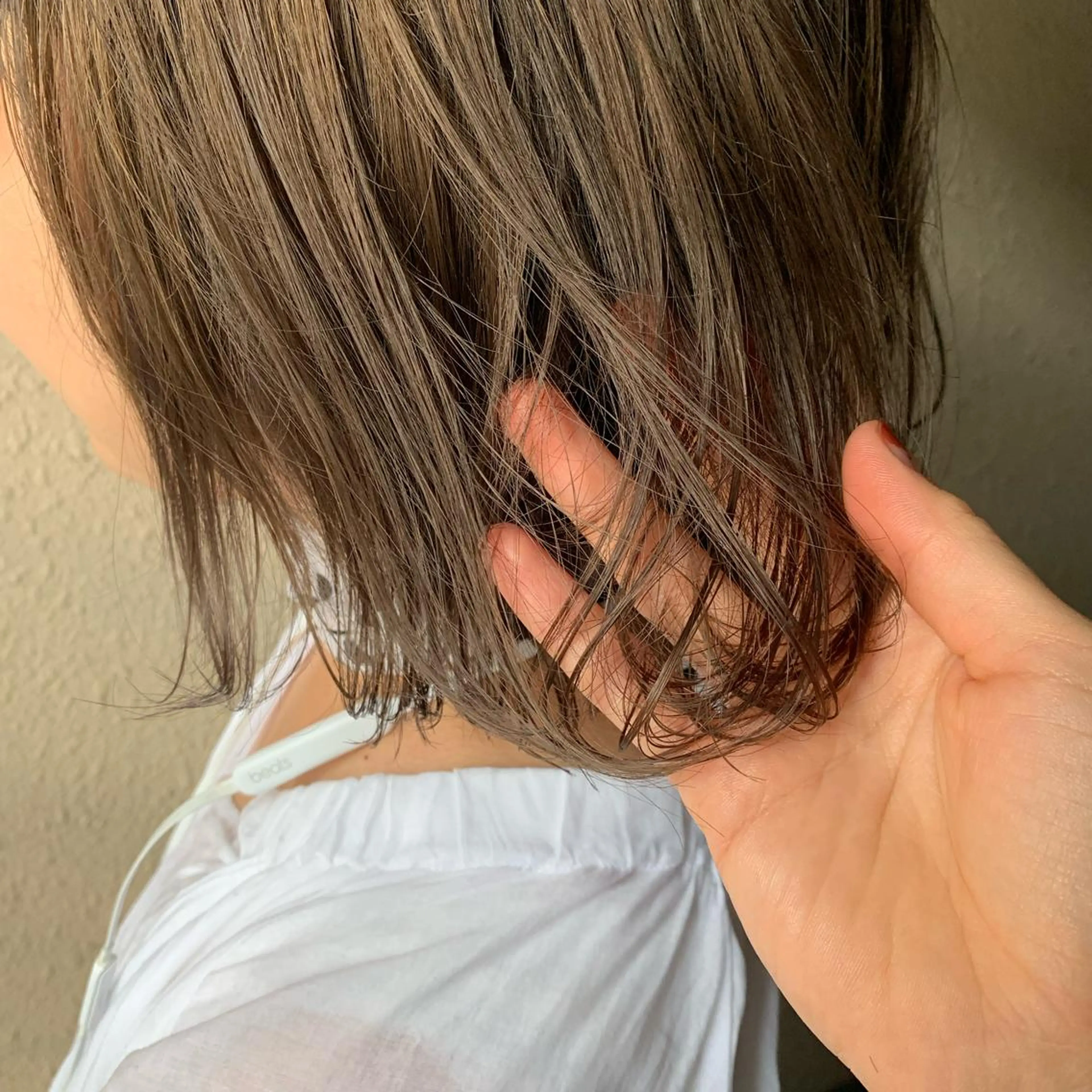 ショート カラー ベージュカラー ヘアカラー トリートメント chouette/ 根本優希のヘアスタイル