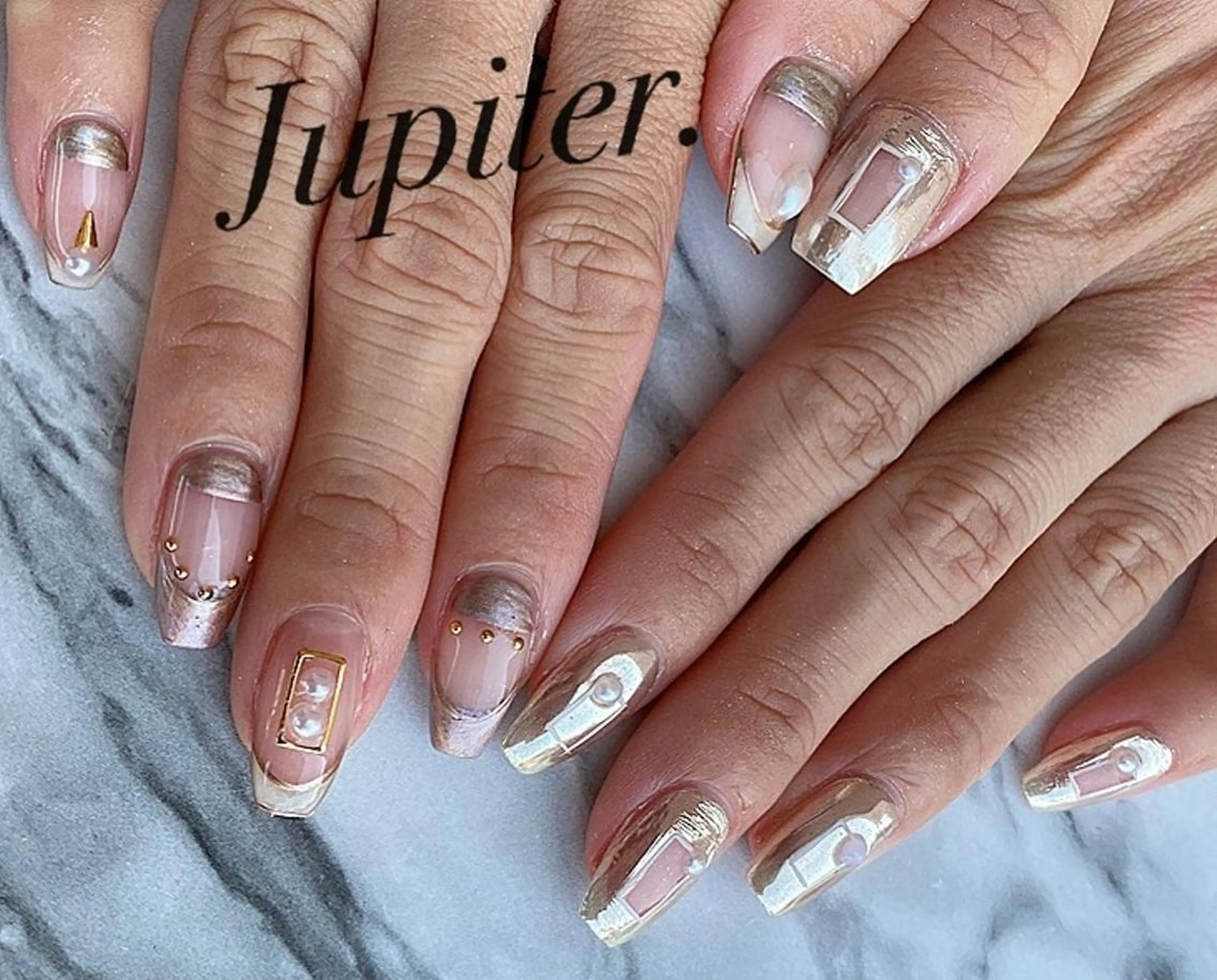 ネイル ハンドネイル PrivateSalon Jupiter所属・Jupiter .のネイルデザイン