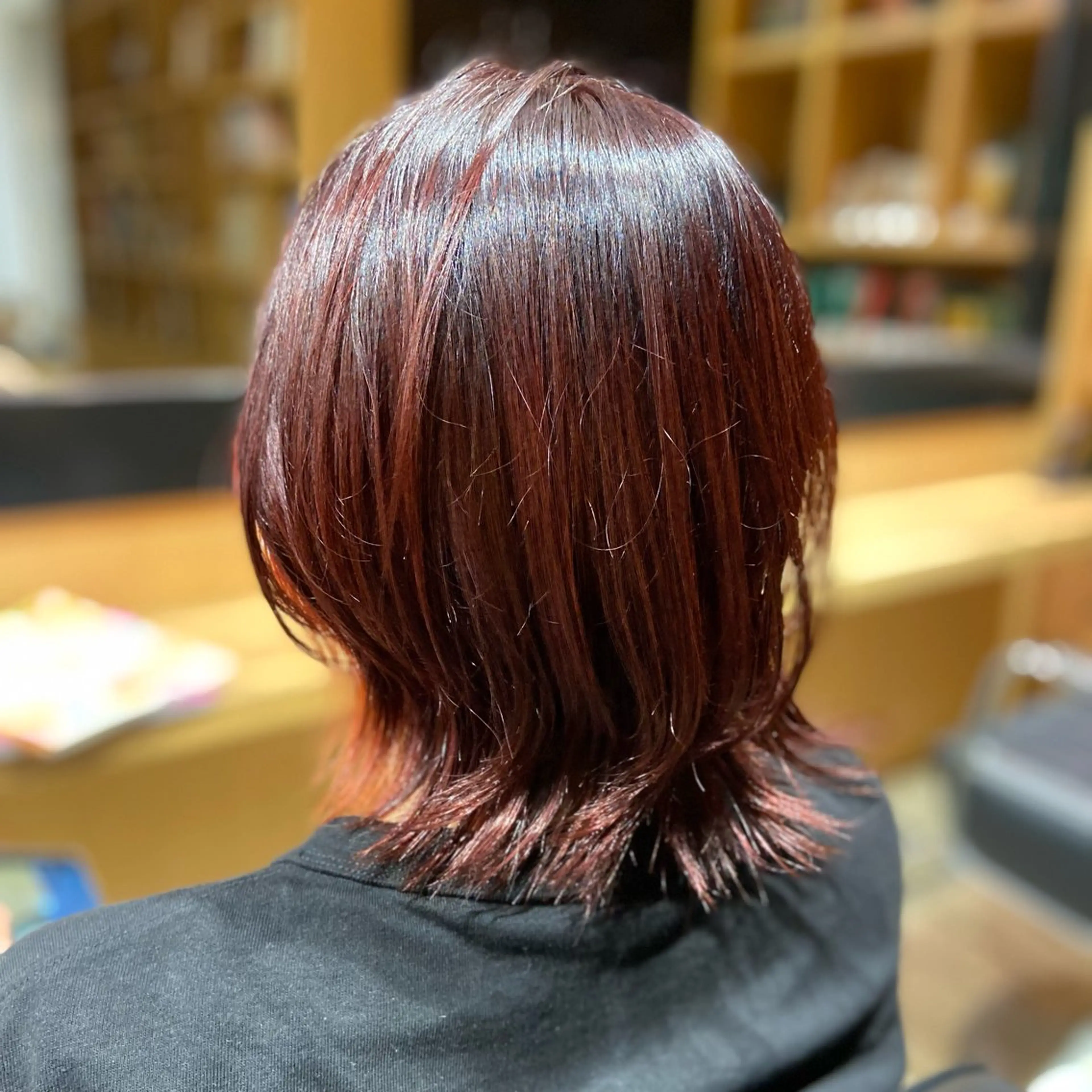 ミディアム カラー ブリーチ ピンクカラー レッドカラー organic life所属・IWASHITA TAKESHIのヘアスタイル