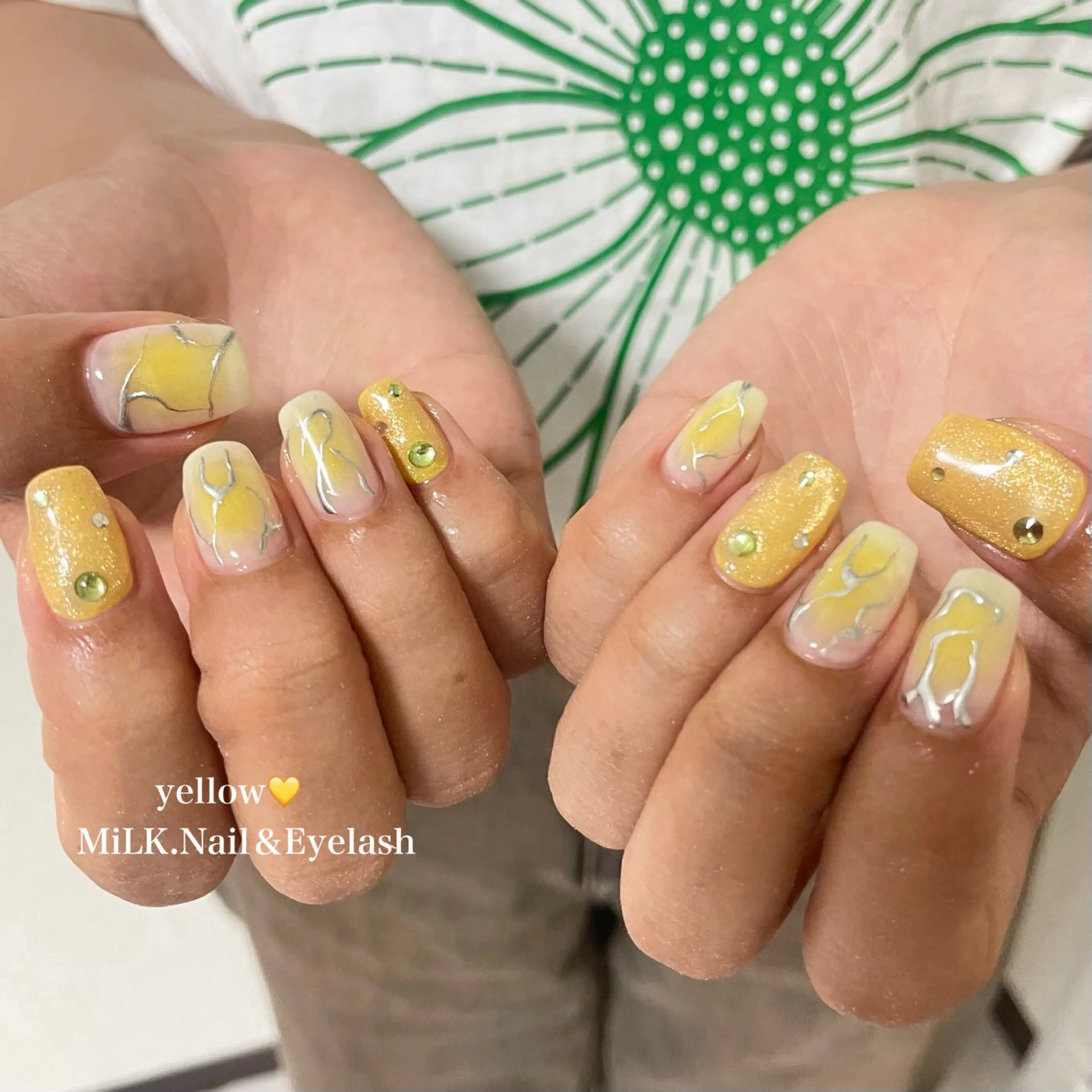 ネイル ゴールド ハンドネイル MiLK.   Nail&Eyelash所属・MiLK. wakaのマツエク・マツパデザイン