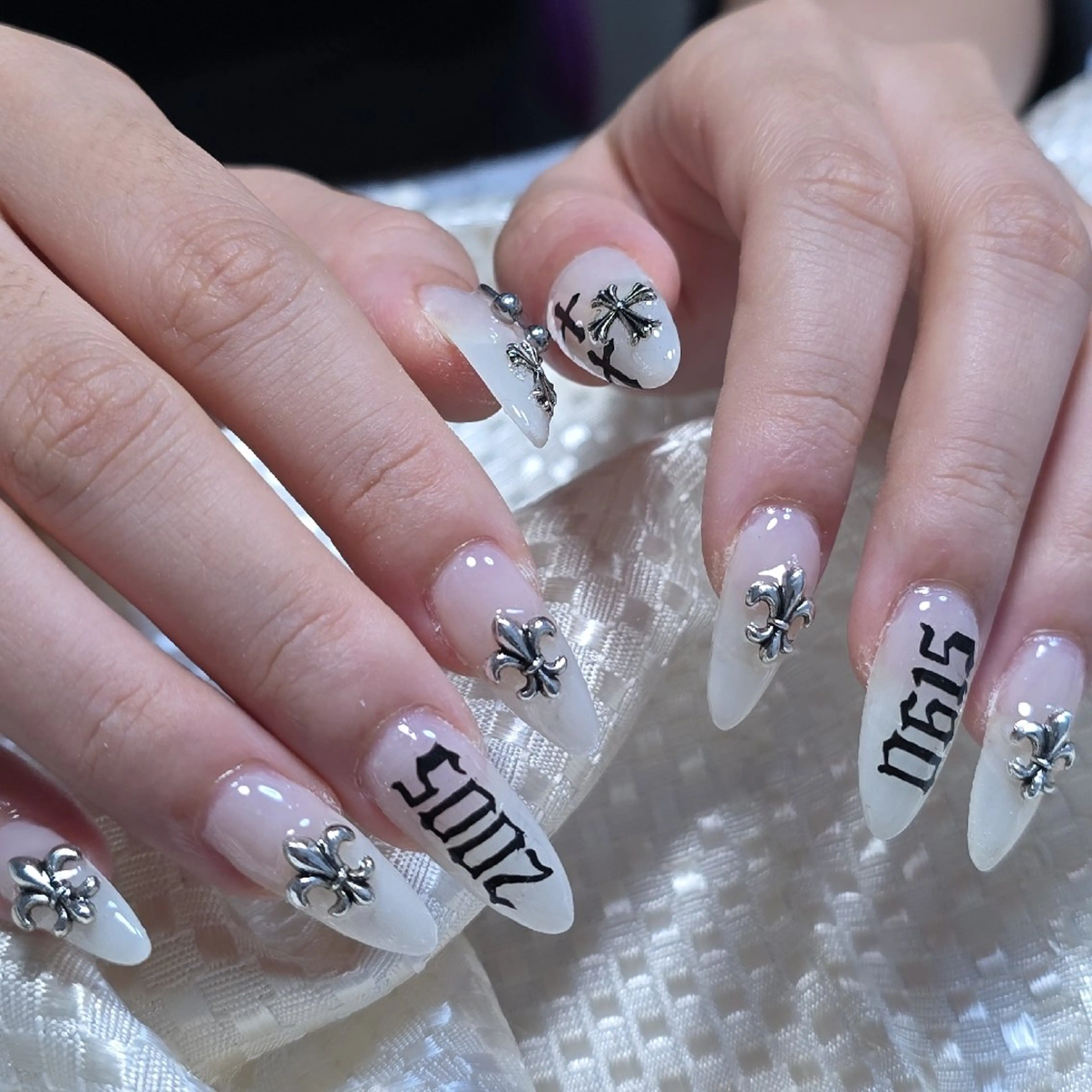 ネイル もる nail‪🌱‬のネイルデザイン