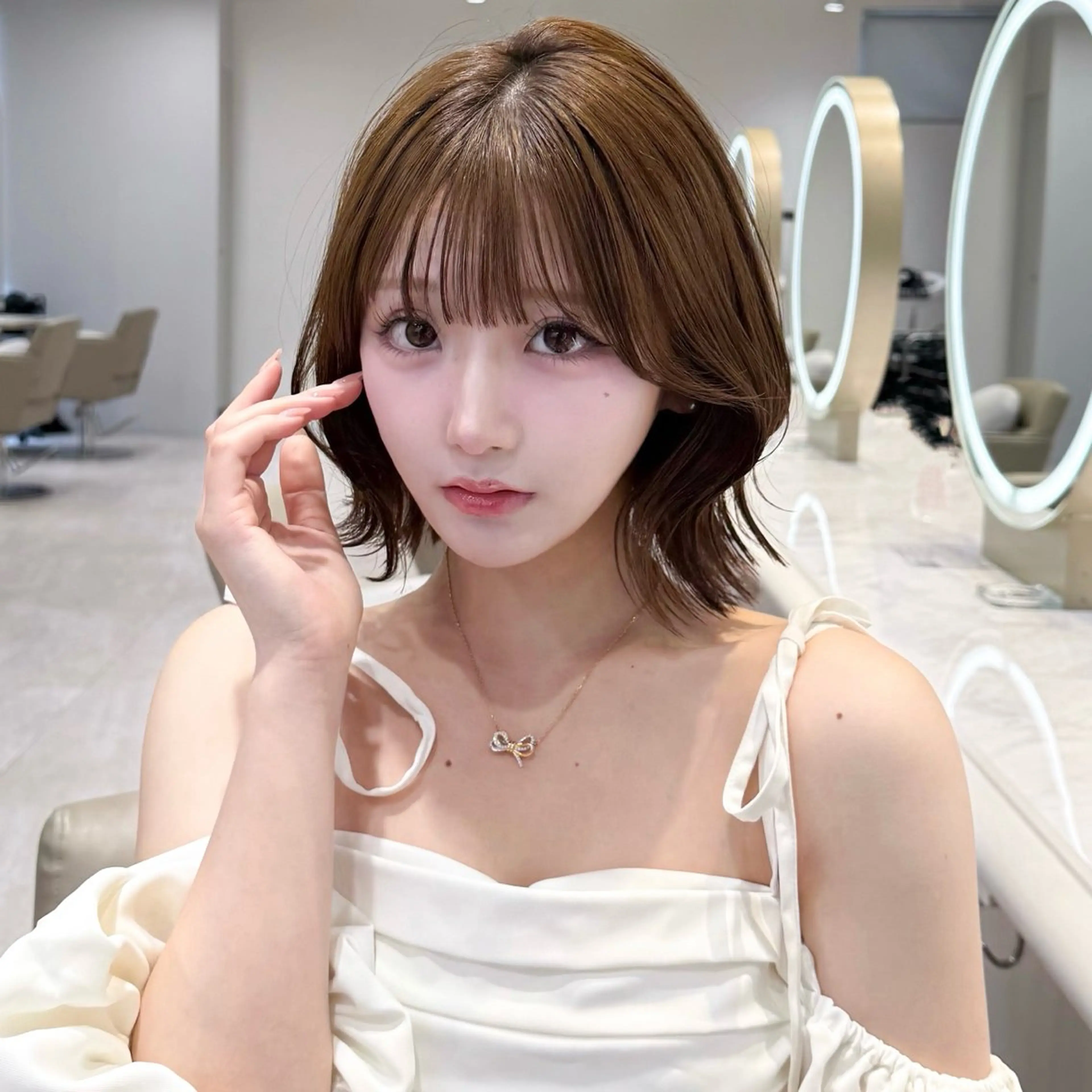 ミディアム カット ヘアカラー トリートメント 💫タンバルモリ・ 韓国ボブ💫小川愛誠のヘアスタイル