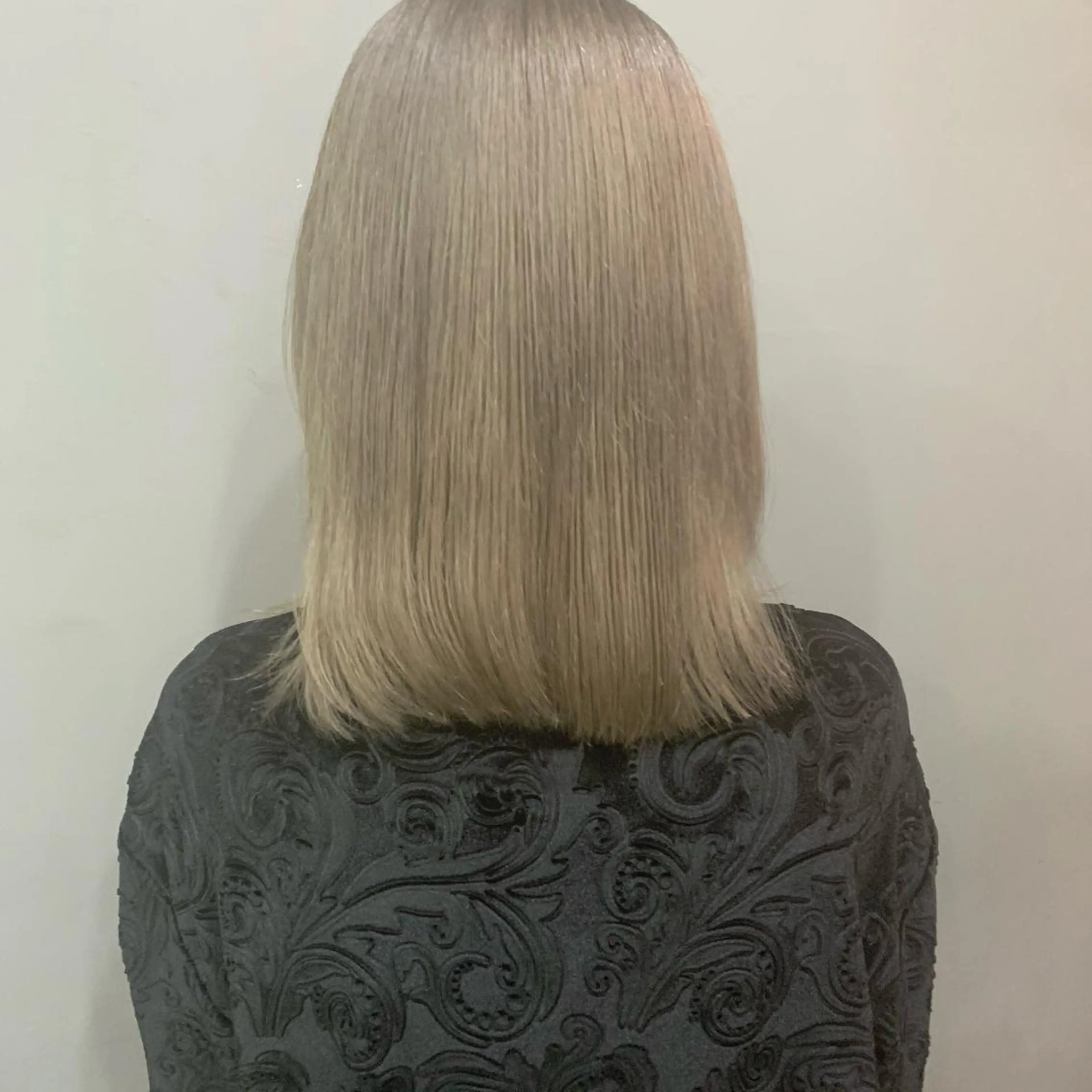 ミディアム 透明感カラー/カット 髪質改善/森栄範のヘアスタイル