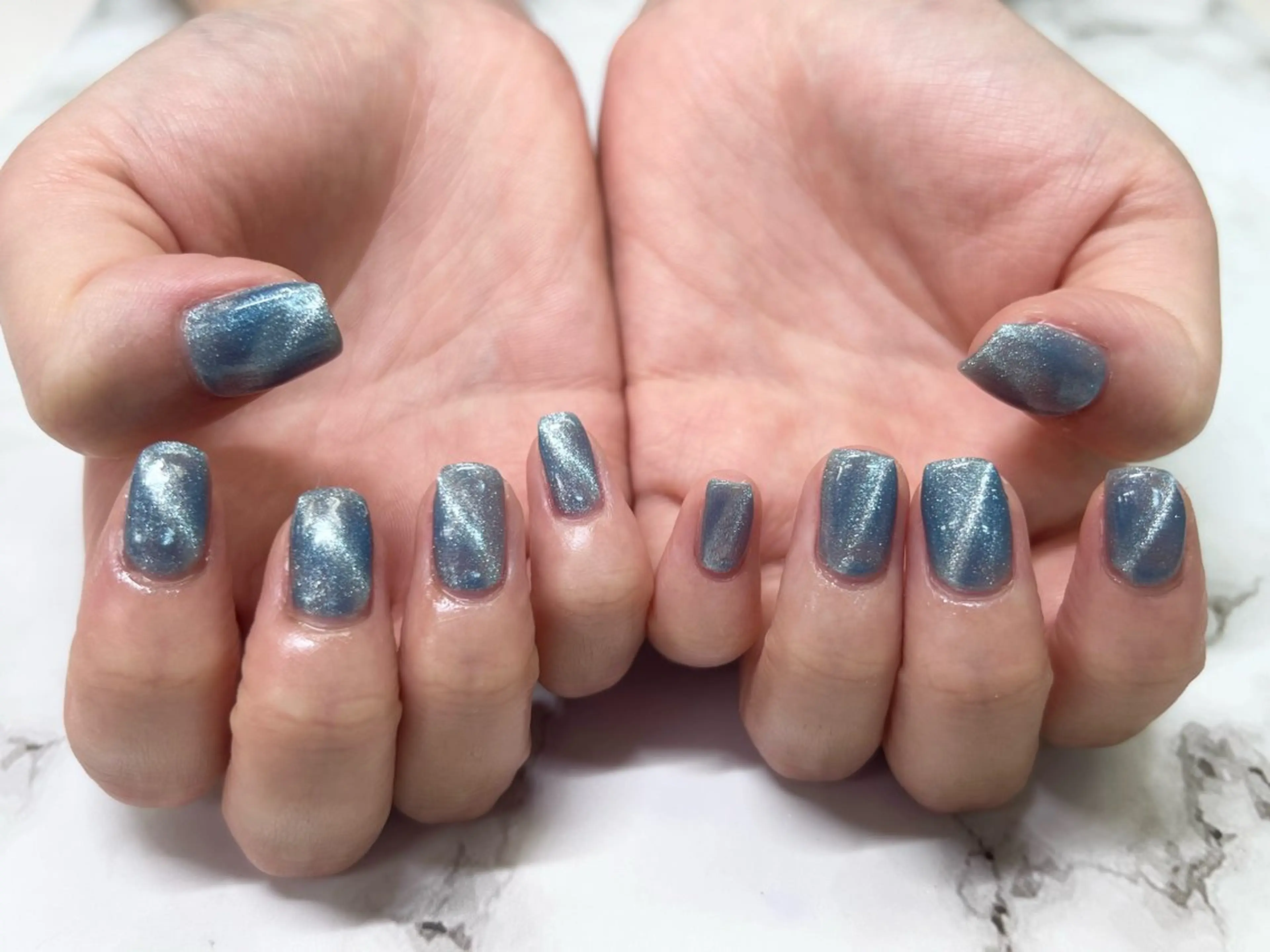 ネイル マグネットネイル Nail Salon niu 自由が丘所属・自由が丘サロン AYAME💅のネイルデザイン
