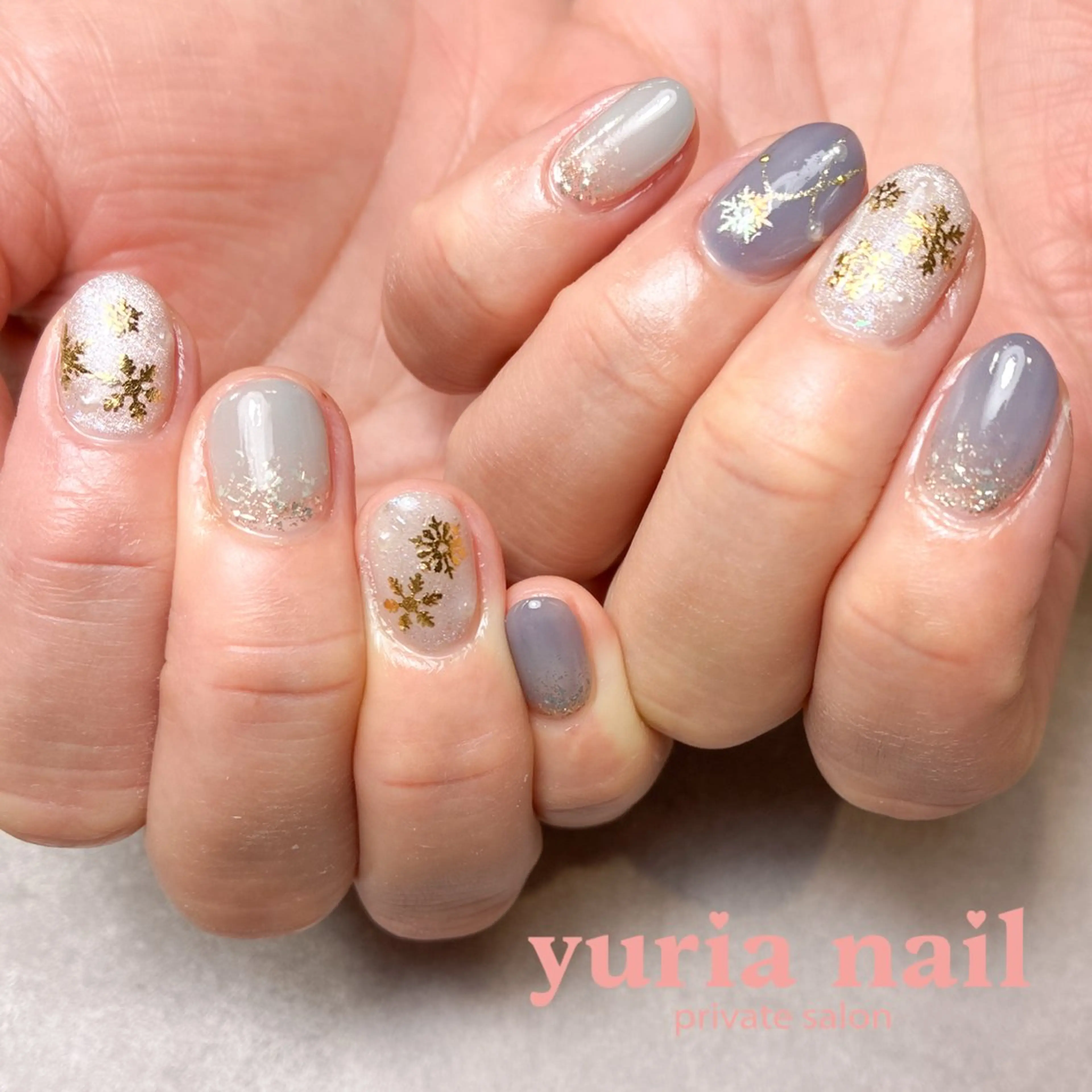 ネイル アートネイル ブルー ジェルネイル ゴールド ラメ(グリッター) ハンドネイル 小林 ゆりあのネイルデザイン