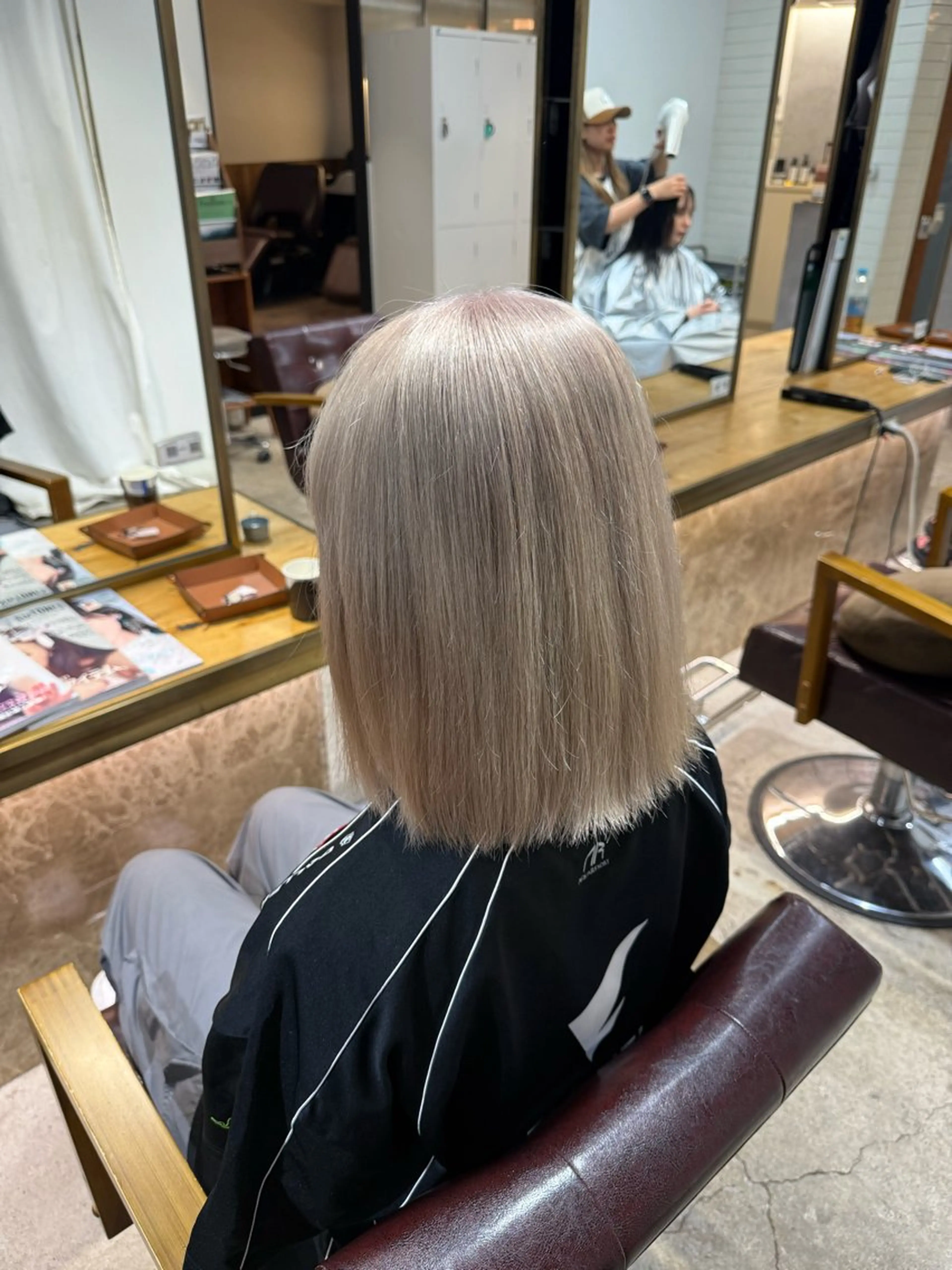 ミディアム カラー カット ヘアカラー トリートメント 🌟艶カラー🌟 /ハイトーン/舜希のヘアスタイル