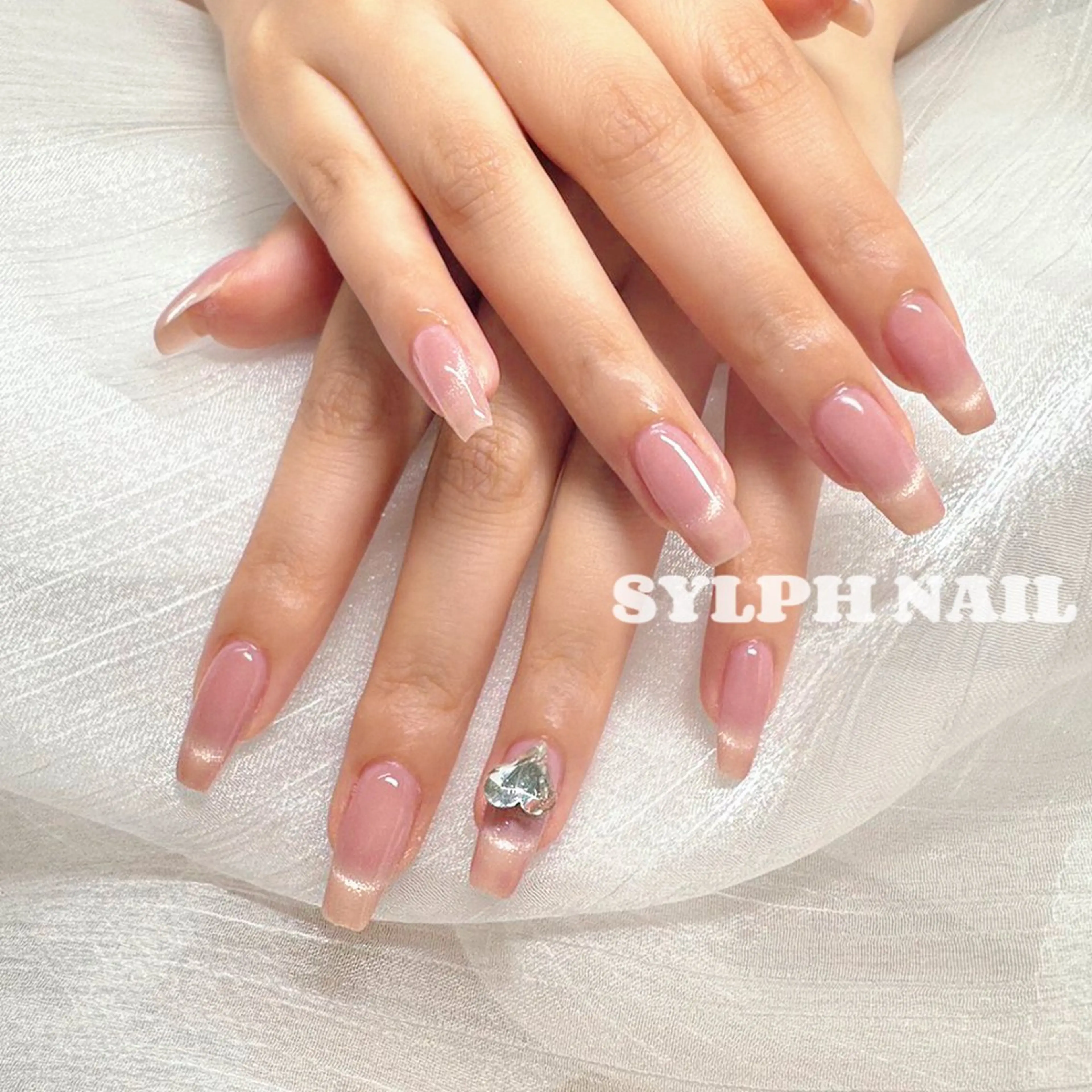 ネイル ハンドネイル Trend Nail シルフのネイルデザイン