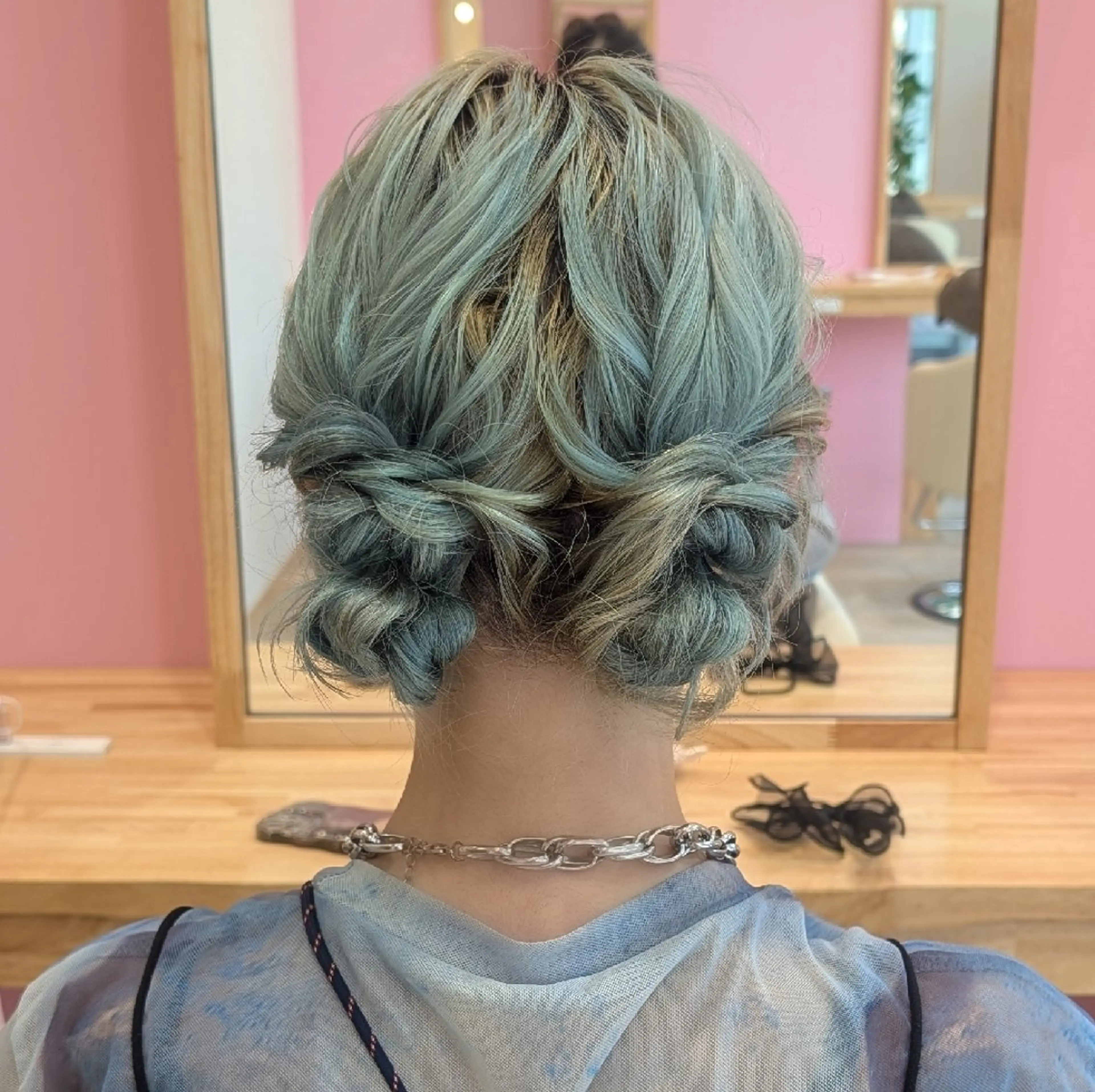 ミディアム ヘアアレンジ 彩桜/アレンジ/小顔 に見せるカット✂のヘアスタイル