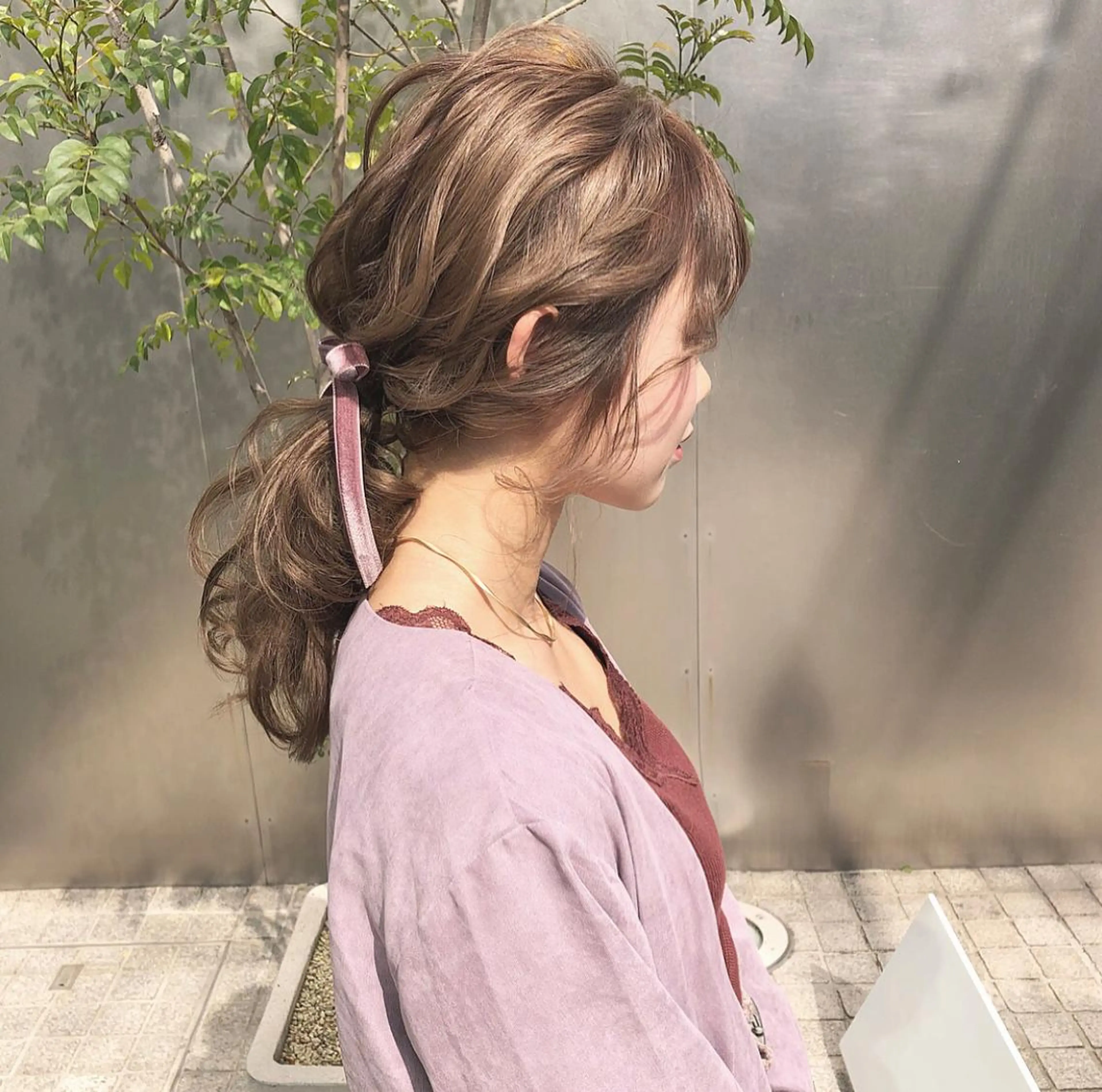 ロング カラー ヘアアレンジ ポニーテール 簡単アレンジ ヘアカラー トリートメント autre所属・大久保 ひでなりのヘアスタイル