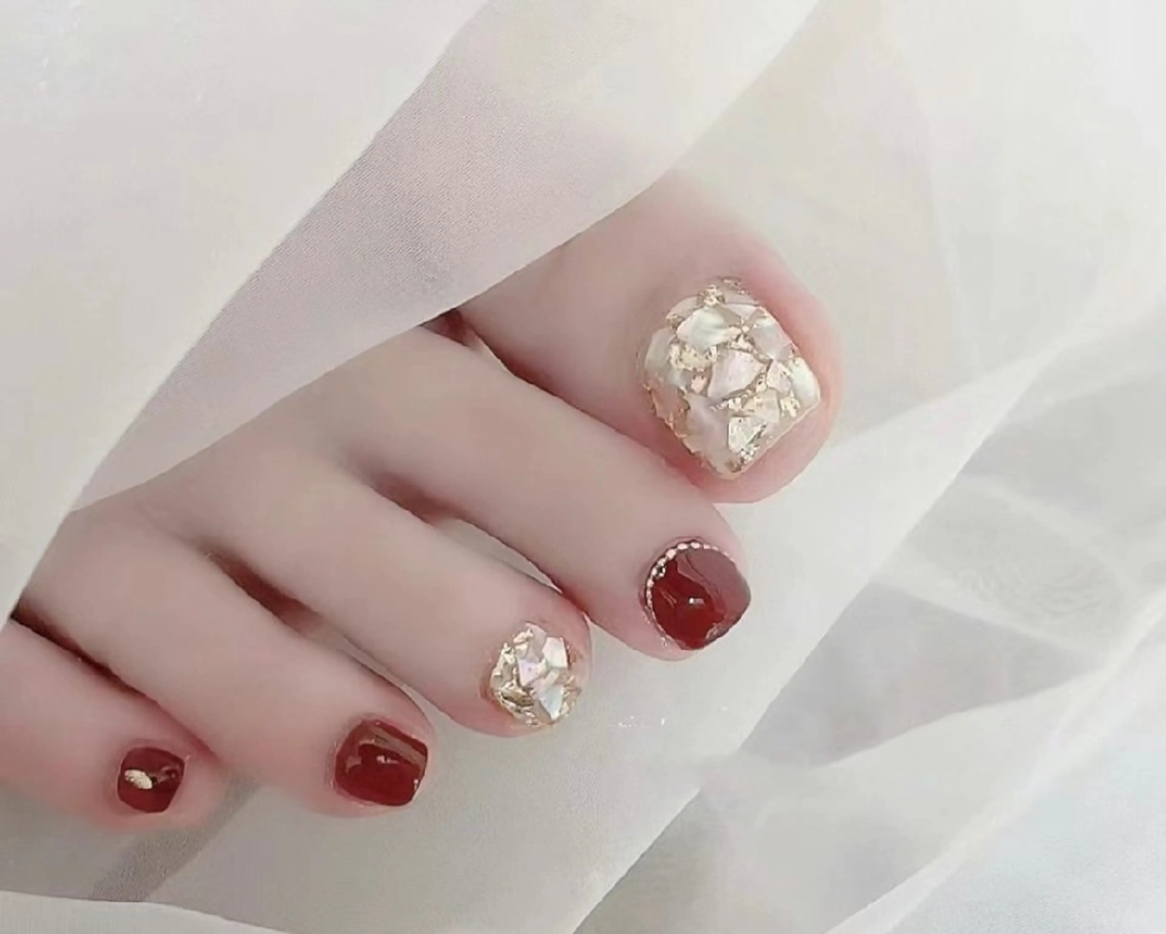 ネイル フットネイル ネイリストゆか💅 長さだし、深爪矯正のネイルデザイン