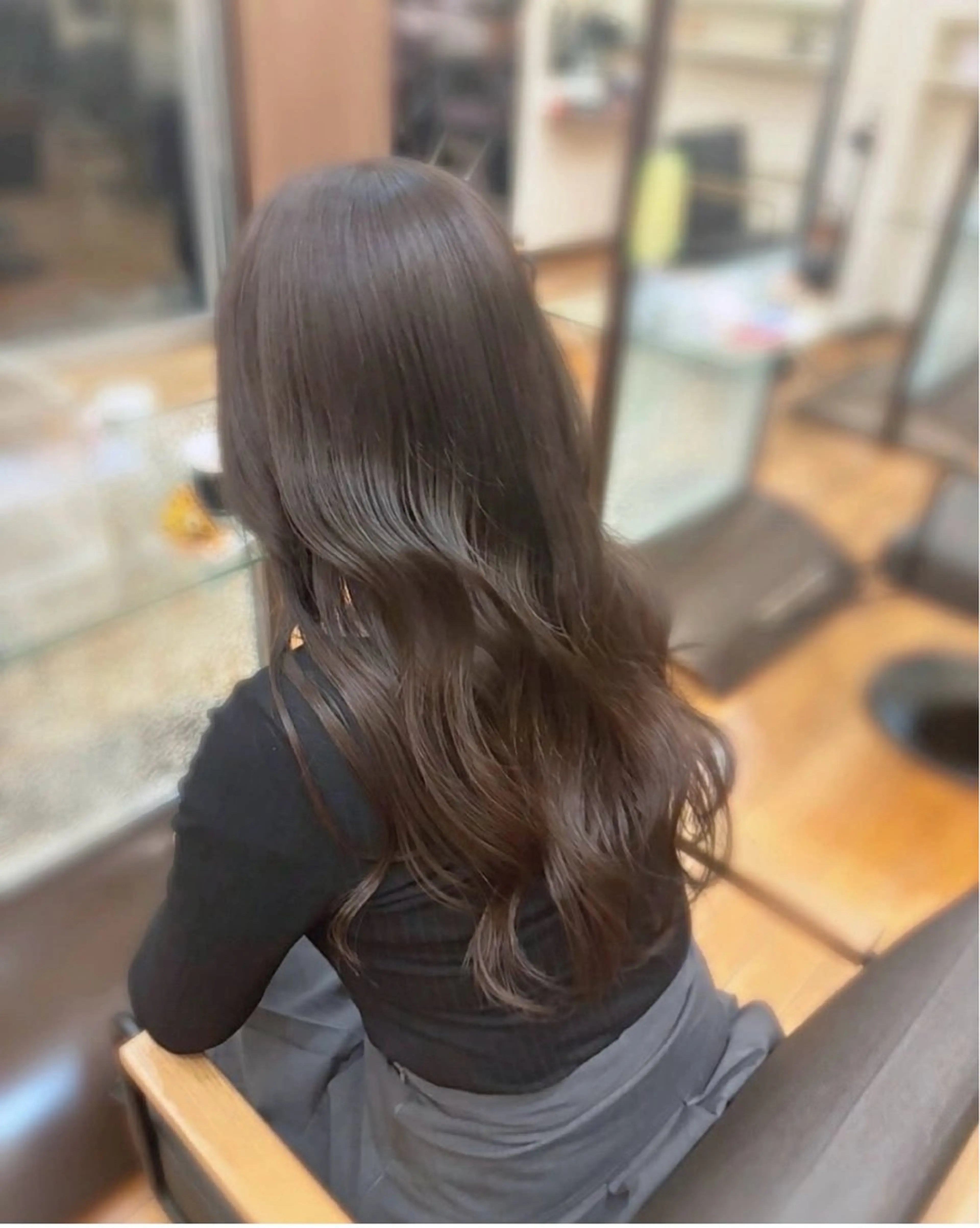 セミロング アッシュ カット ヘアカラー blanco. Yuiのヘアスタイル