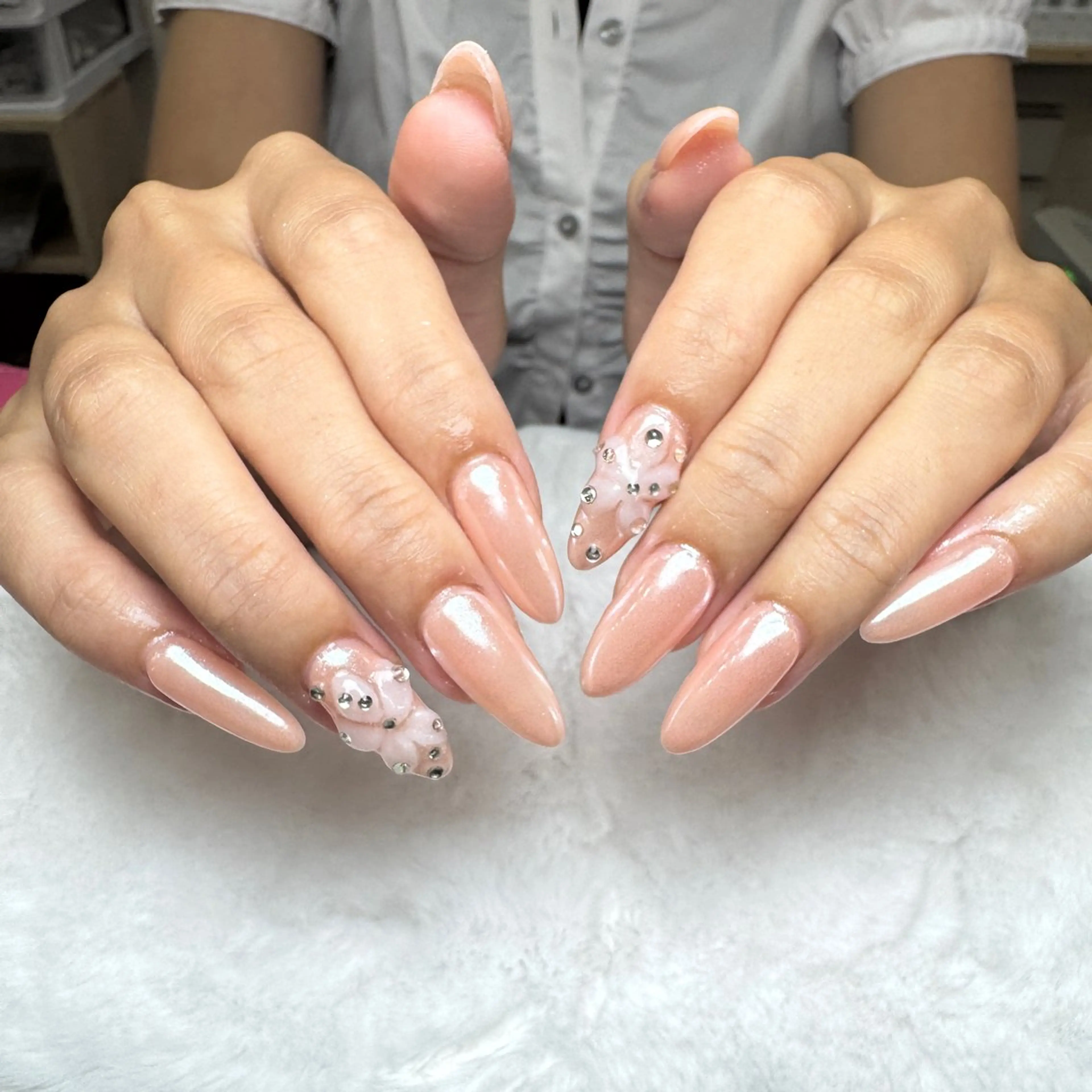 ネイル 長さ出し ジェルネイル オフィスネイル ワンカラーネイル パラジェル ハンドネイル Michi_Nails_Salon所属・Michi Nail Staffのネイルデザイン