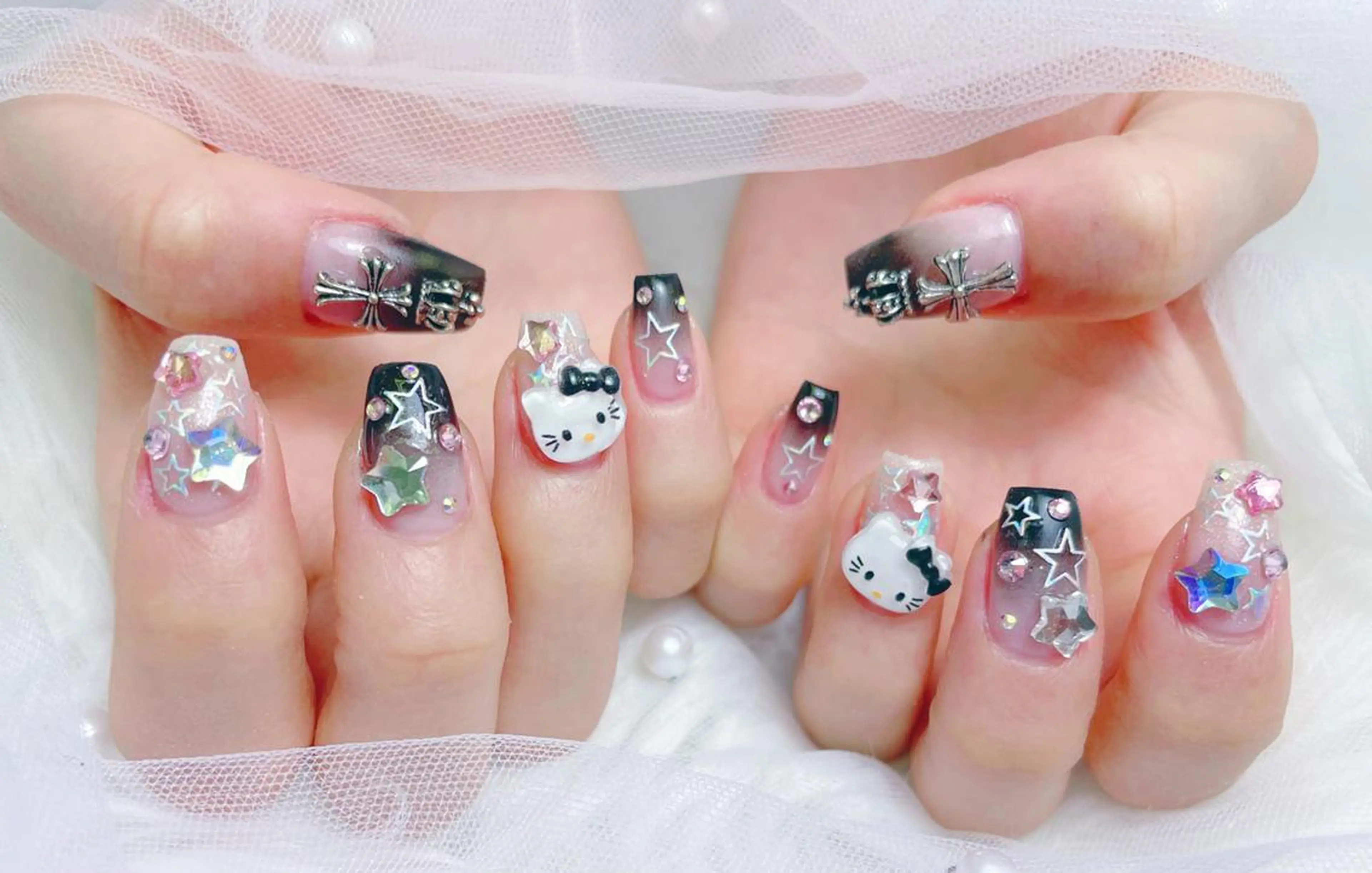 ネイル 🎀Nail新宿店 Aliceのネイルデザイン