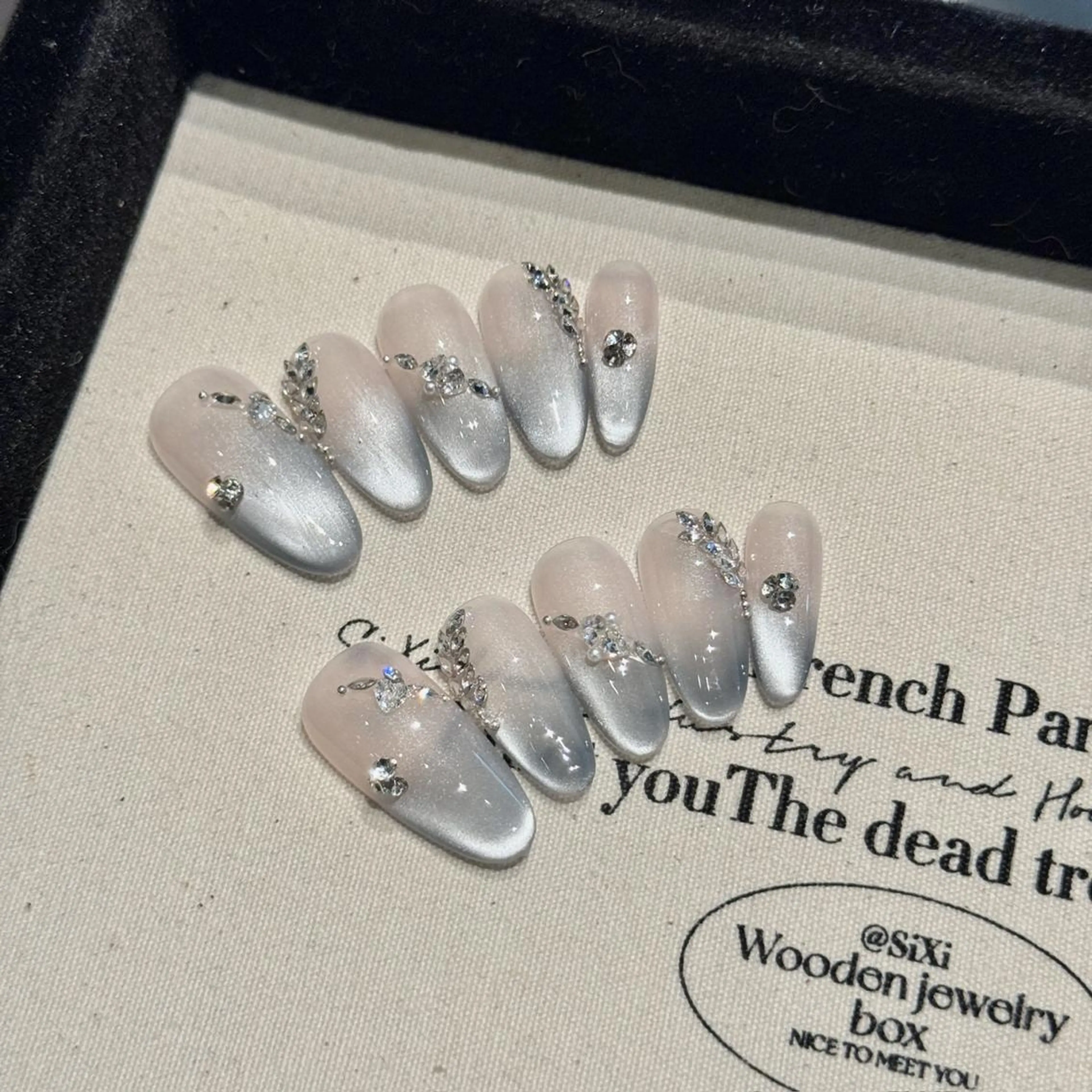 ネイル ジェルネイル スカルプネイル ネイルチップ ハンドネイル ハンドケア 🌸柚葉 🌸のネイルデザイン