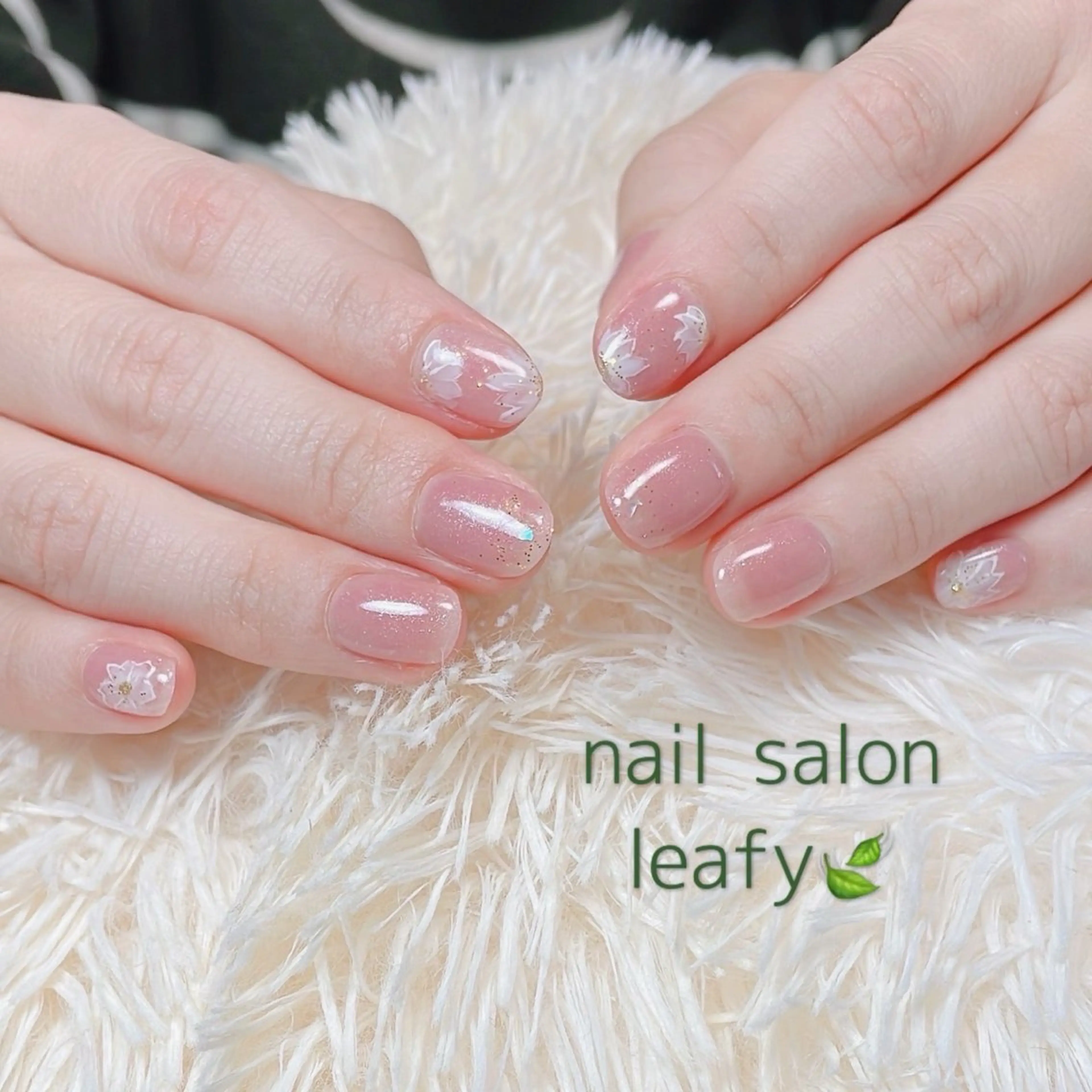 ネイル シンプルネイル 春ネイル ハンドネイル ネイルサロン leafyのネイルデザイン