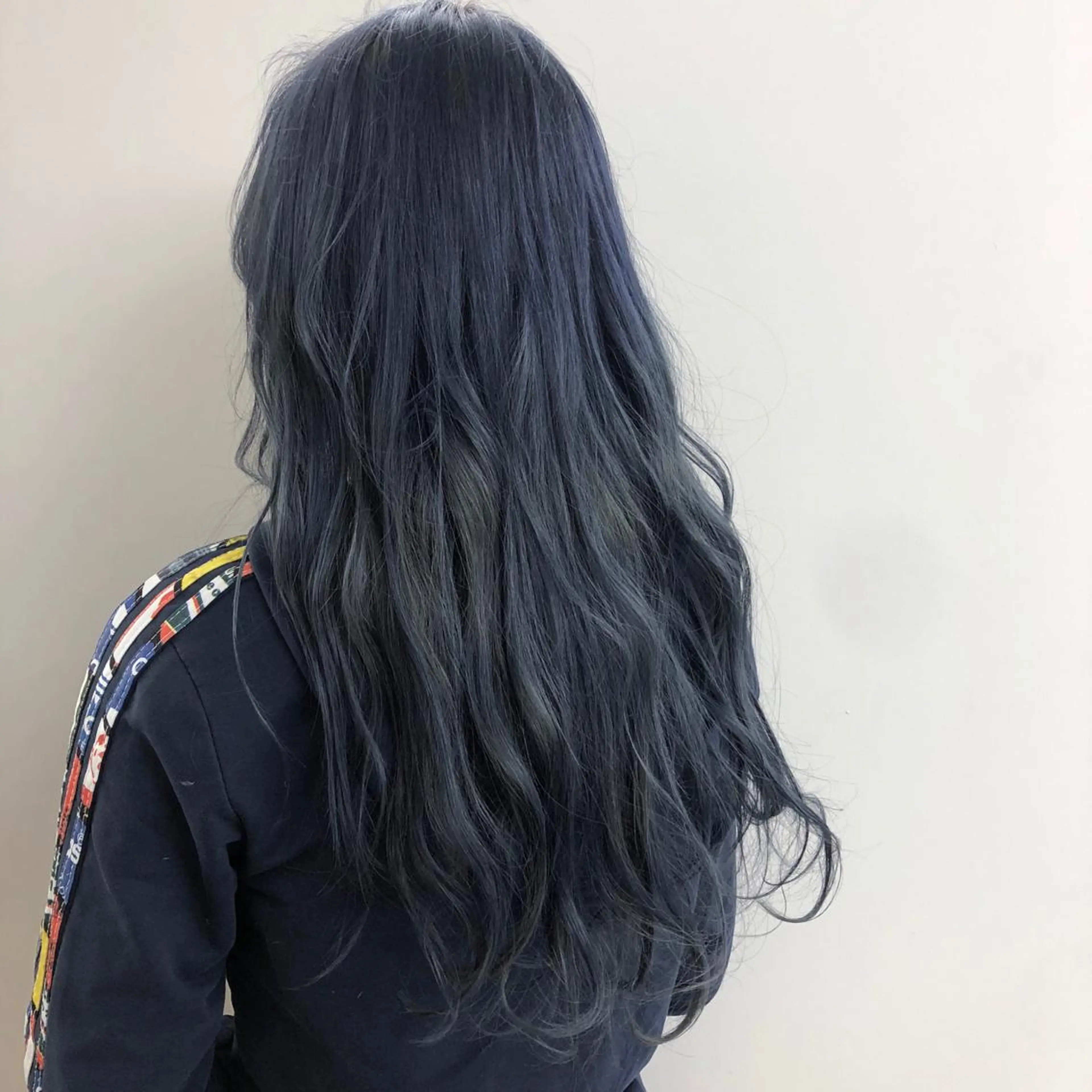 ミディアム SALOWIN 梅田所属・山口滉斗/美髪 縮毛矯正/髪質改善のヘアスタイル