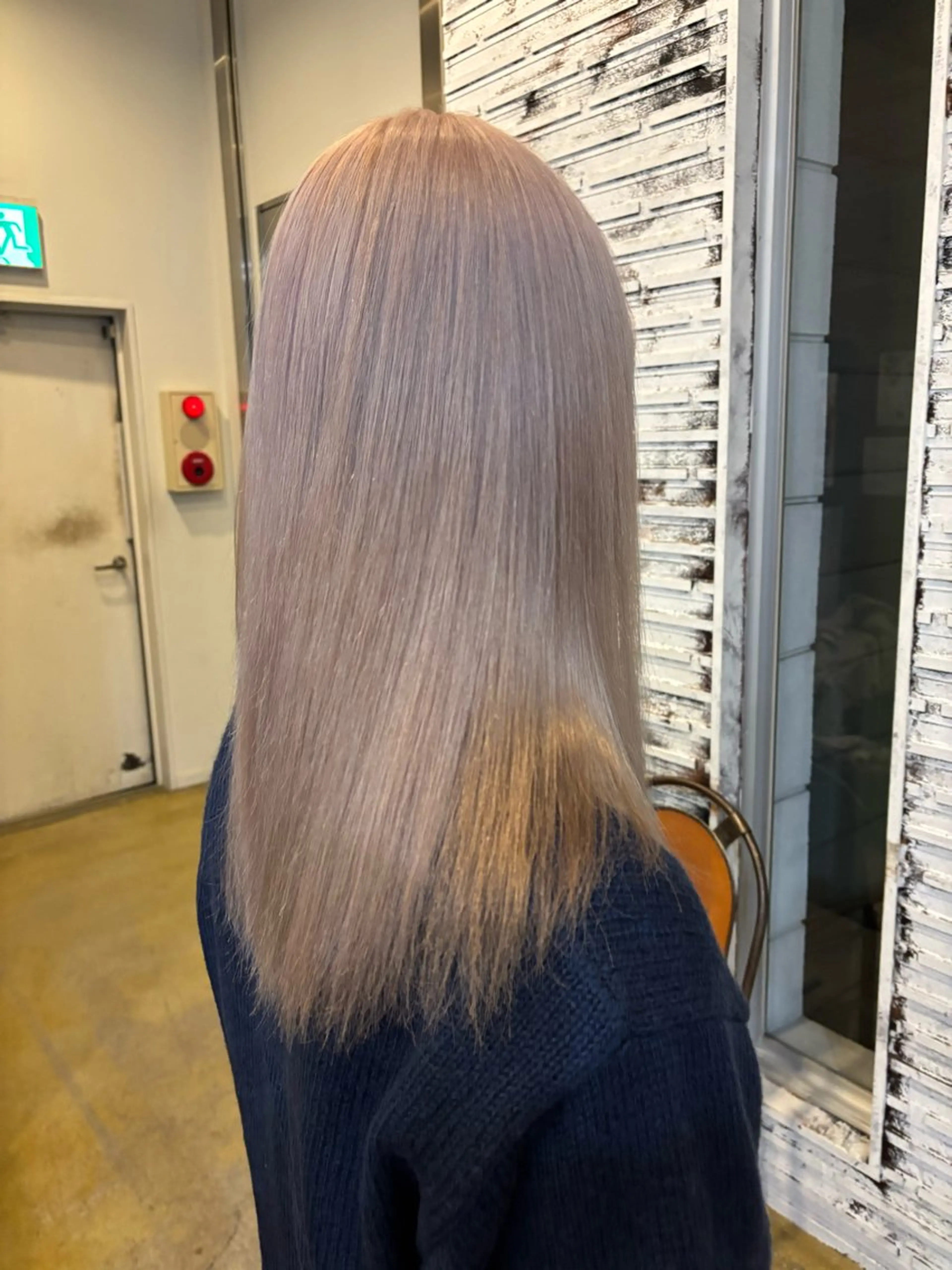 カラー ベージュカラー ブリーチ 伊藤 優衣 /カットモデル名古屋のヘアスタイル