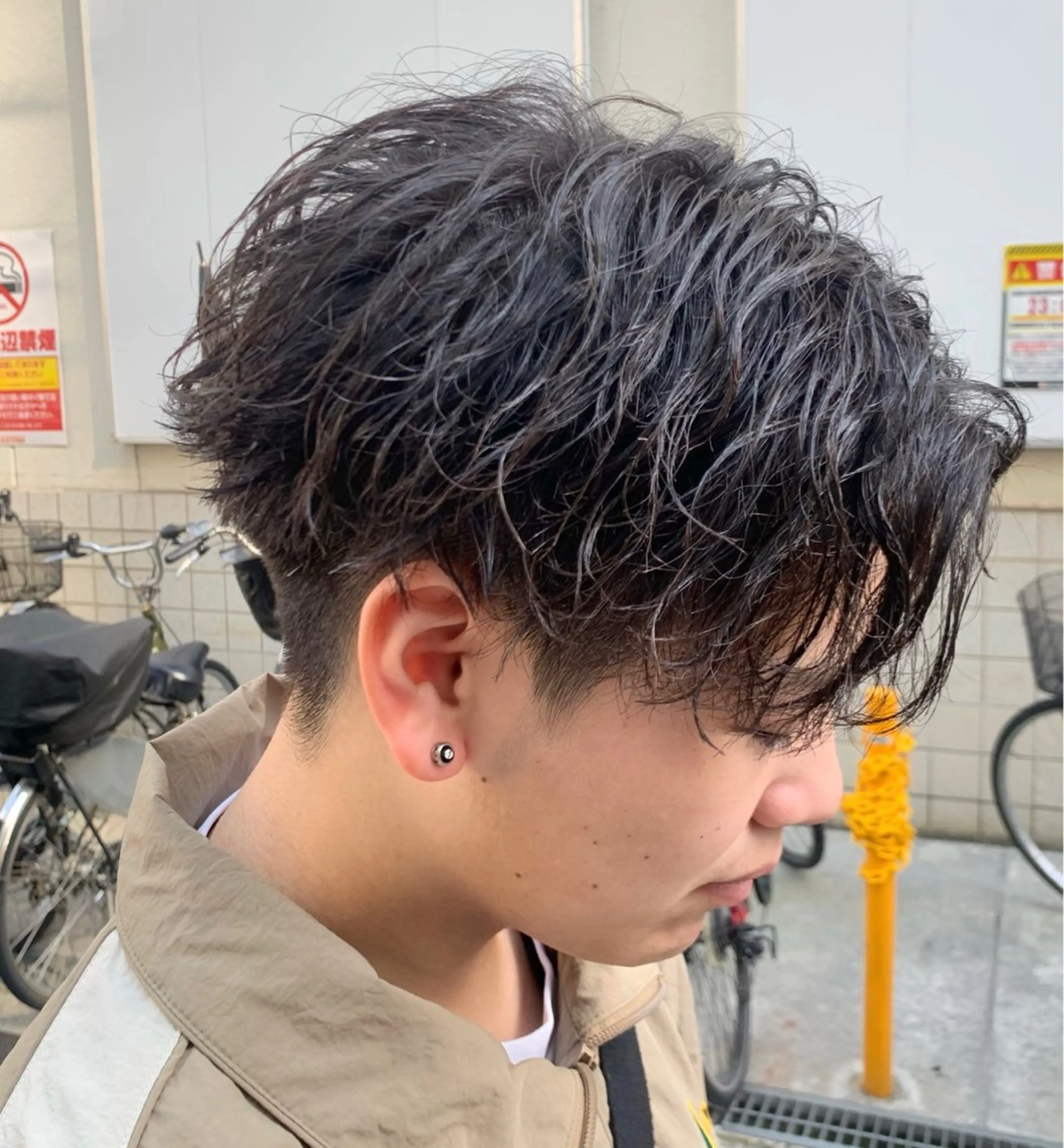パーマ メンズ 濱口 健慎のヘアスタイル